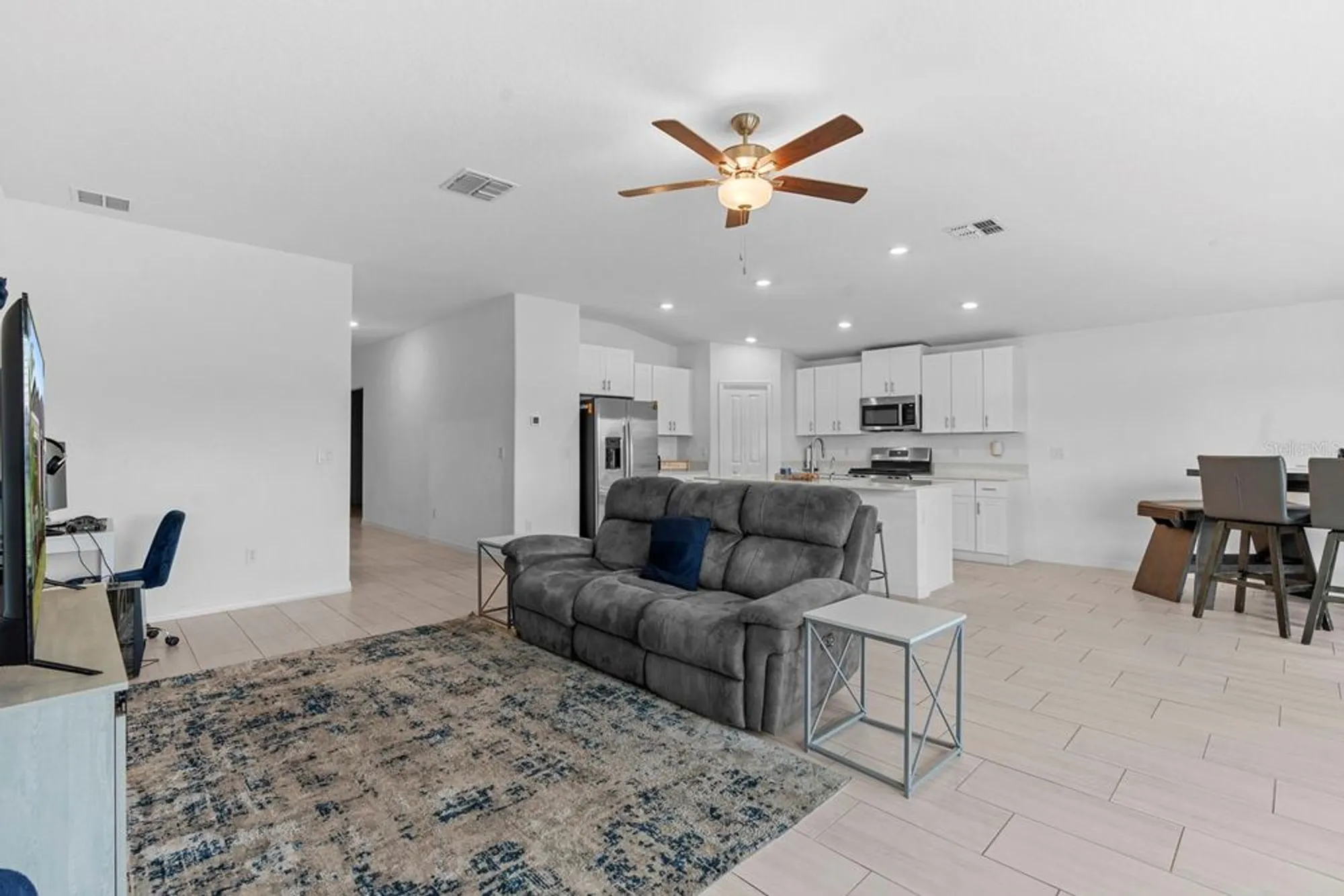 Property Slideshow image 31 of 45 | 13124 merlot sunstone cv, Parrish, FL, 34219