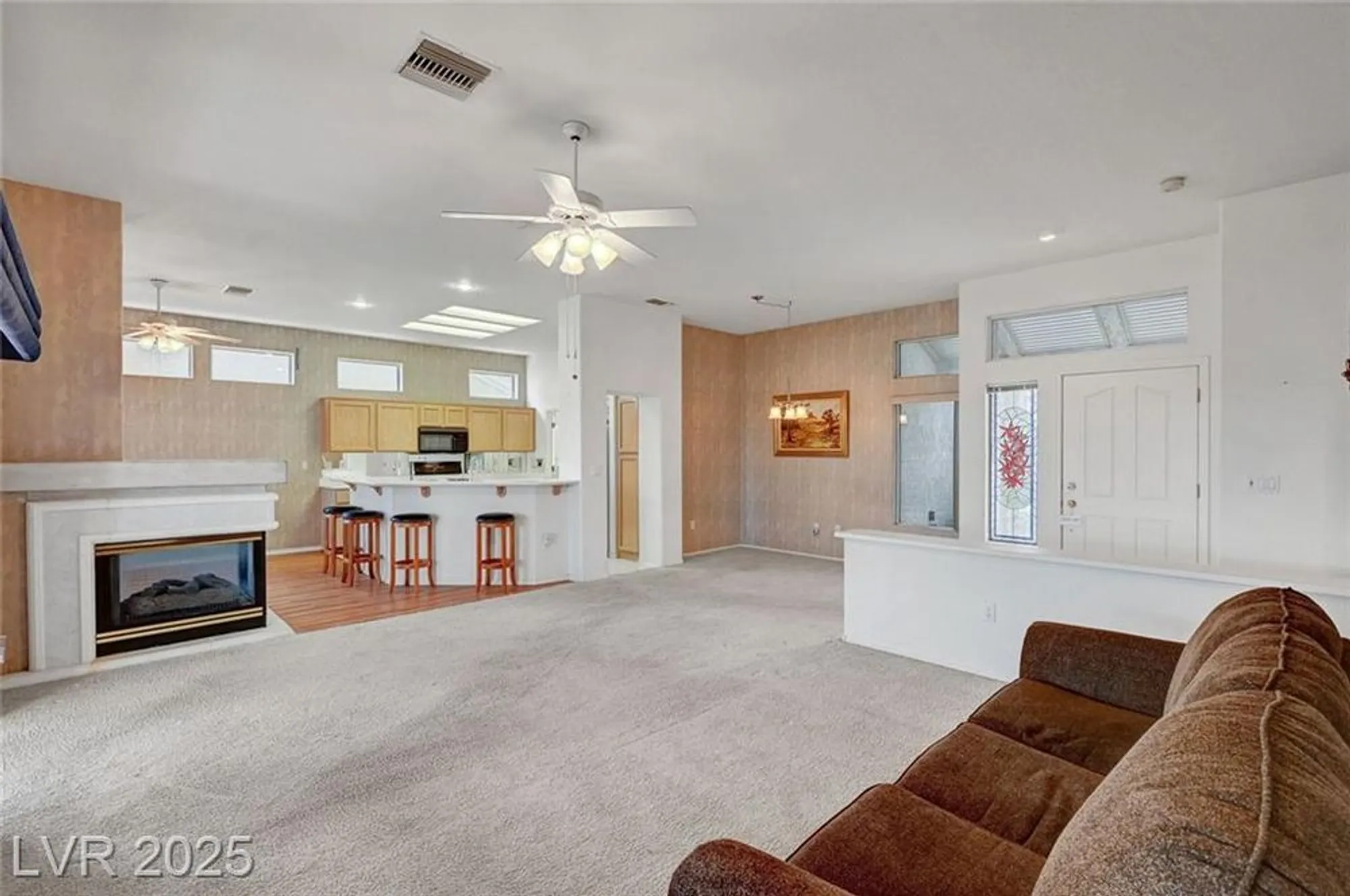 Property Slideshow image 6 of 51 | 3020 ripon dr, Las Vegas, NV, 89134