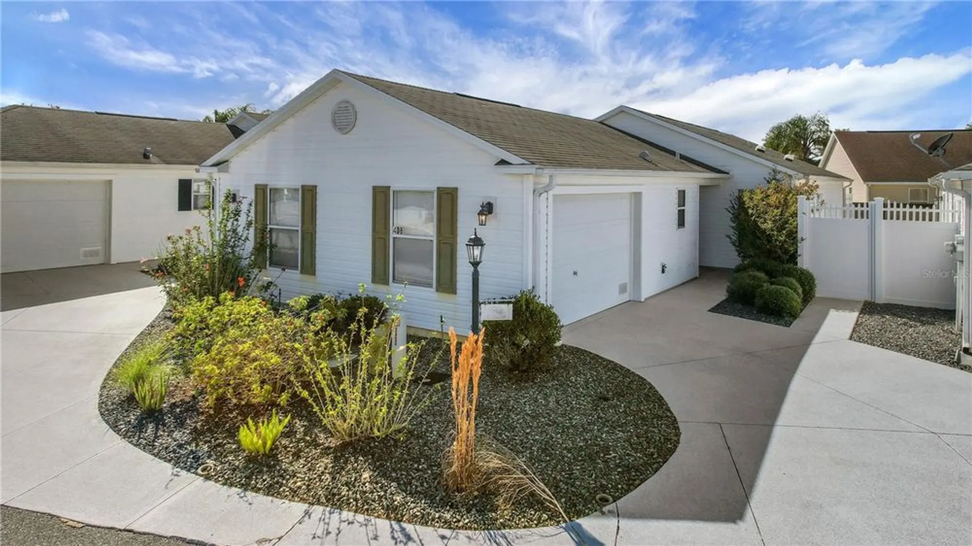 Property Slideshow image 3 of 45 | 438 grovewood pl, The Villages, FL, 32162