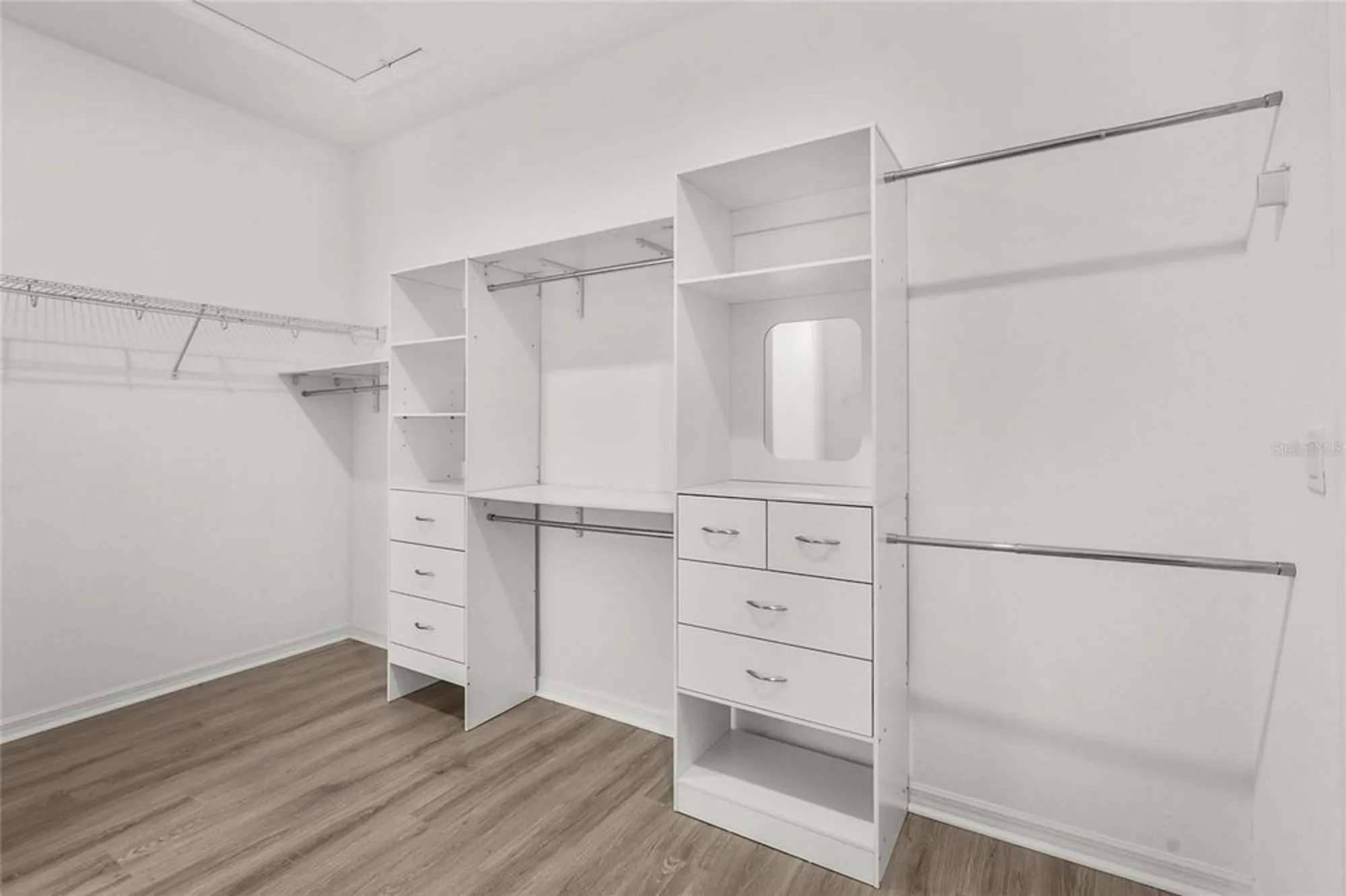 Property Slideshow image 16 of 41 | 10179 milky way cir, Sarasota, FL, 34241