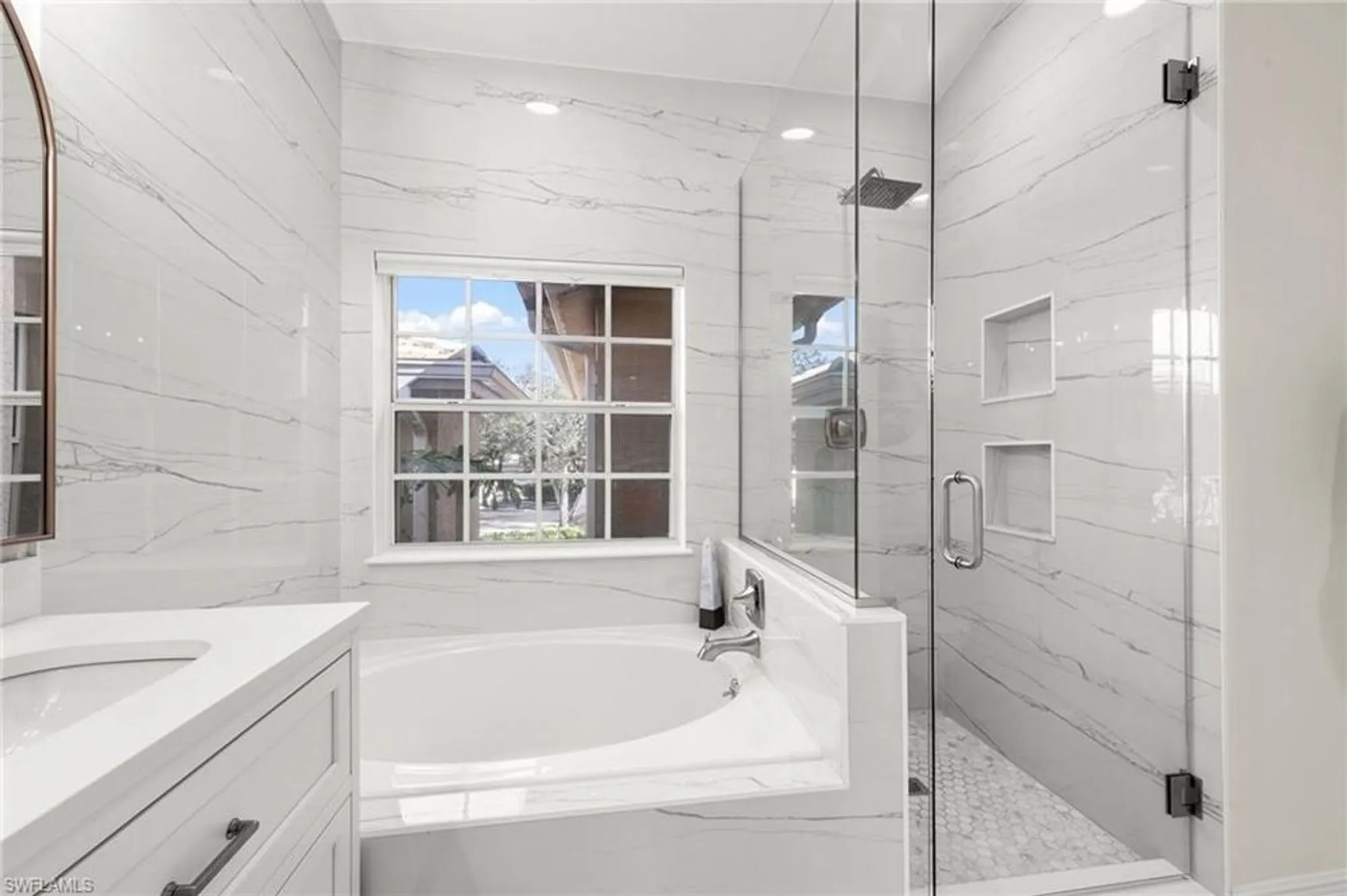 Property Slideshow image 19 of 46 | 24748 lakemont cove ln 201, Bonita Springs, FL, 34134