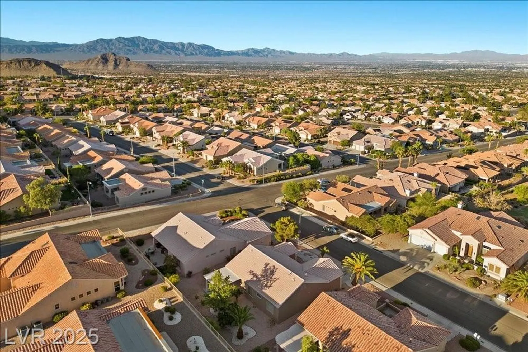 Property Slideshow image 33 of 35 | 2321 hot oak ridge st, Las Vegas, NV, 89134