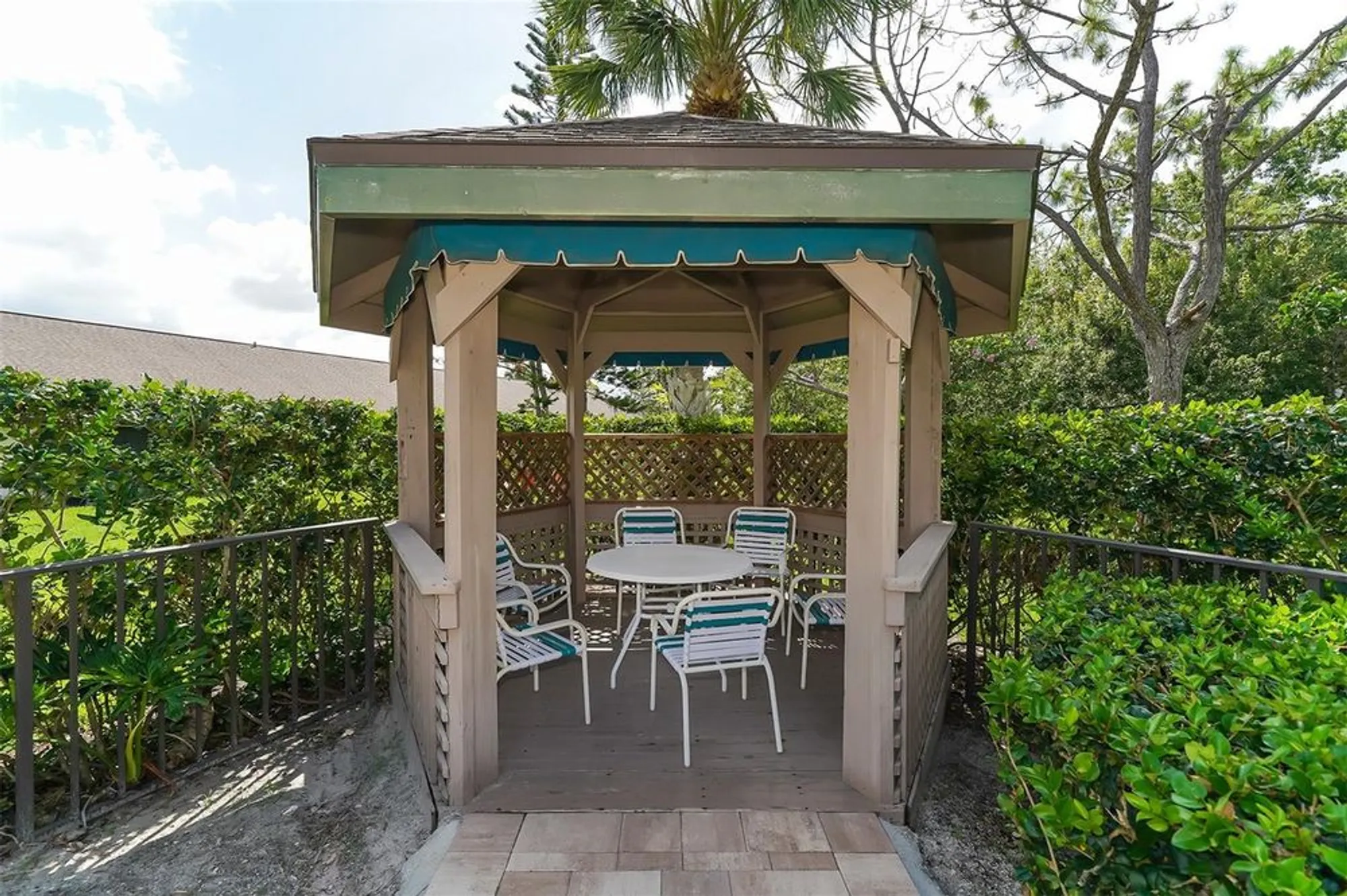 Property Slideshow image 43 of 59 | 5956 clubside dr # 7651, Sarasota, FL, 34243