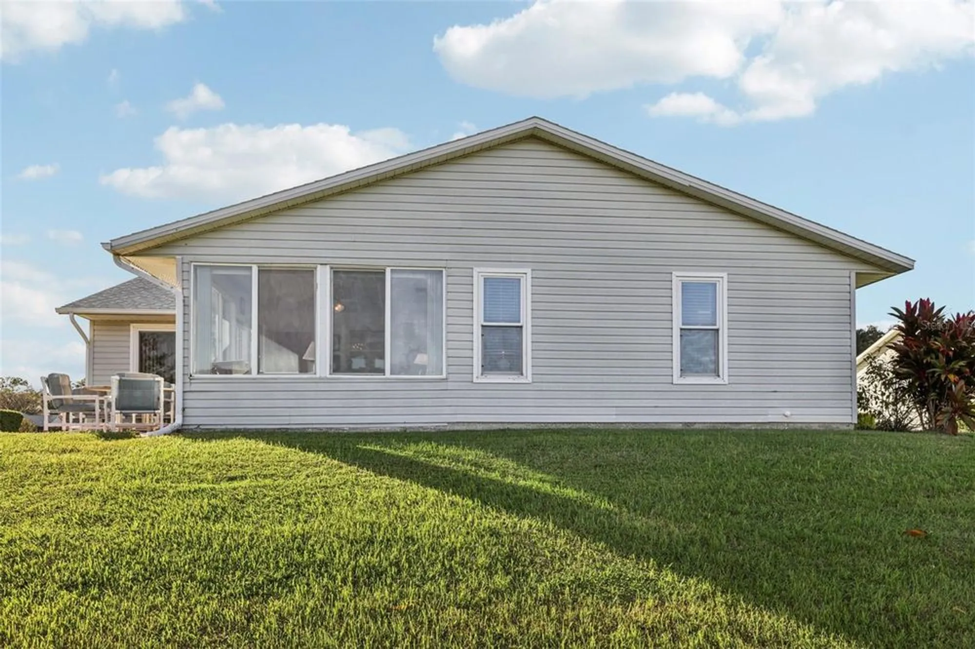 Property Slideshow image 25 of 27 | 26209 newcombe cir, Leesburg, FL, 34748