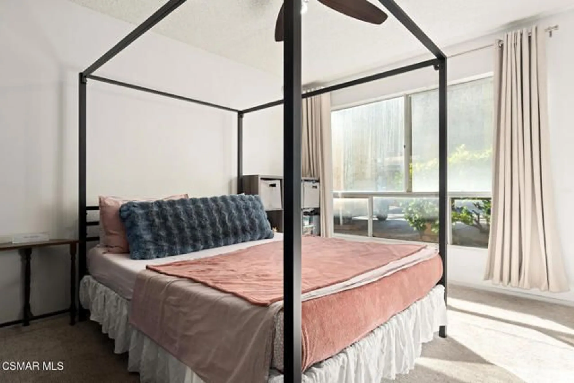 Property Slideshow image 6 of 20 | 327 chestnut hill ct 11, Thousand Oaks, CA, 91360