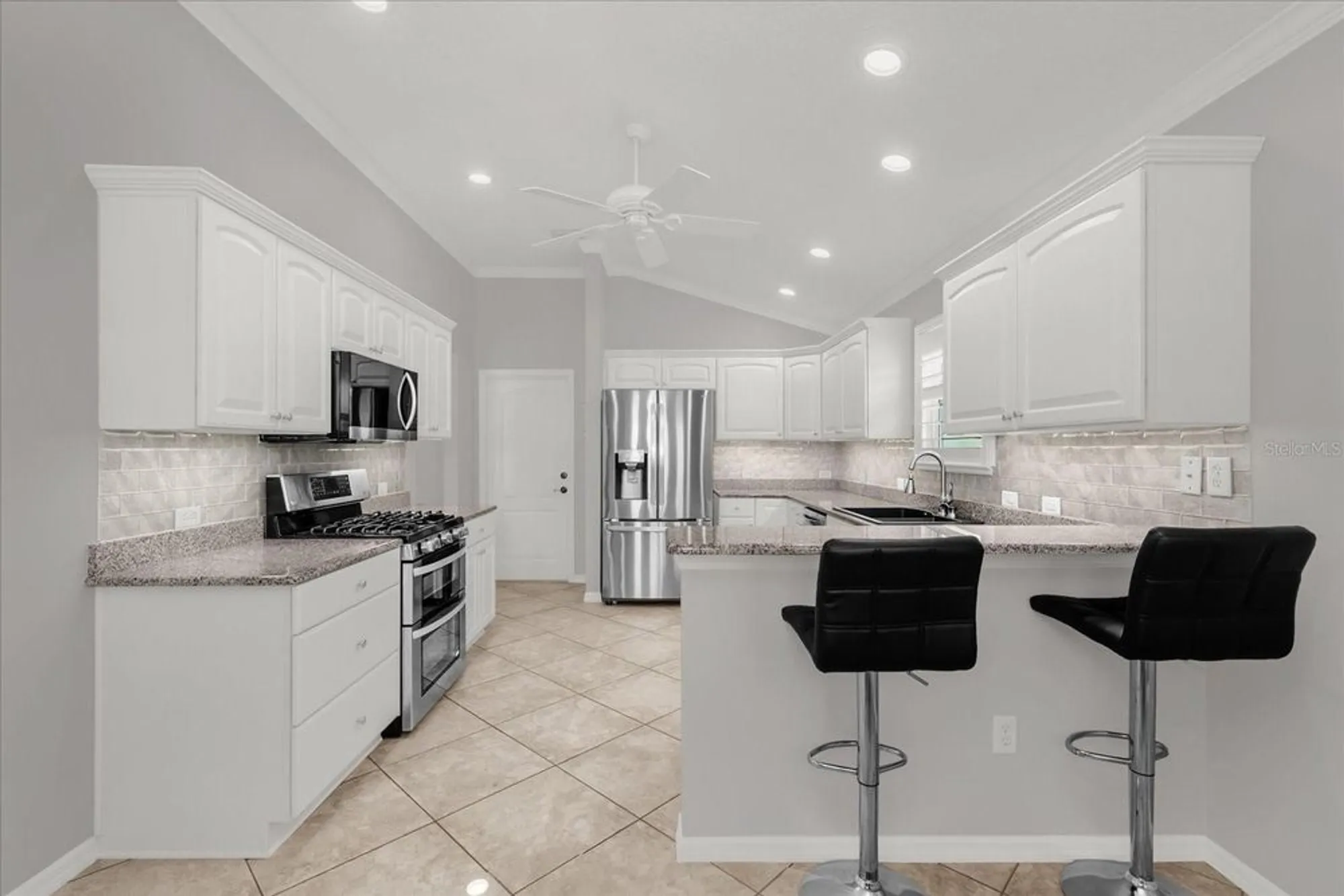 Property Slideshow image 7 of 28 | 1883 walden way, The Villages, FL, 32162