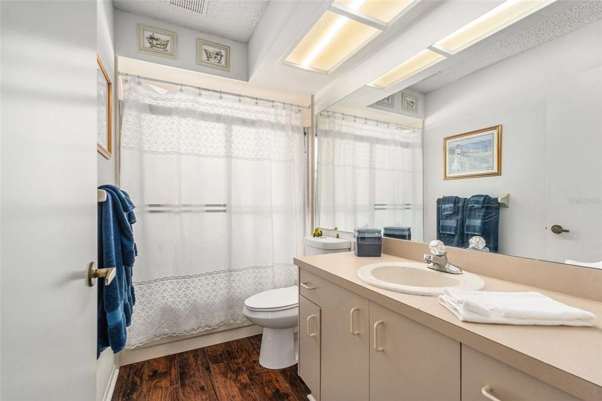 Property Slideshow image 25 of 37 | 4636 portland manor dr, New Port Richey, FL, 34655