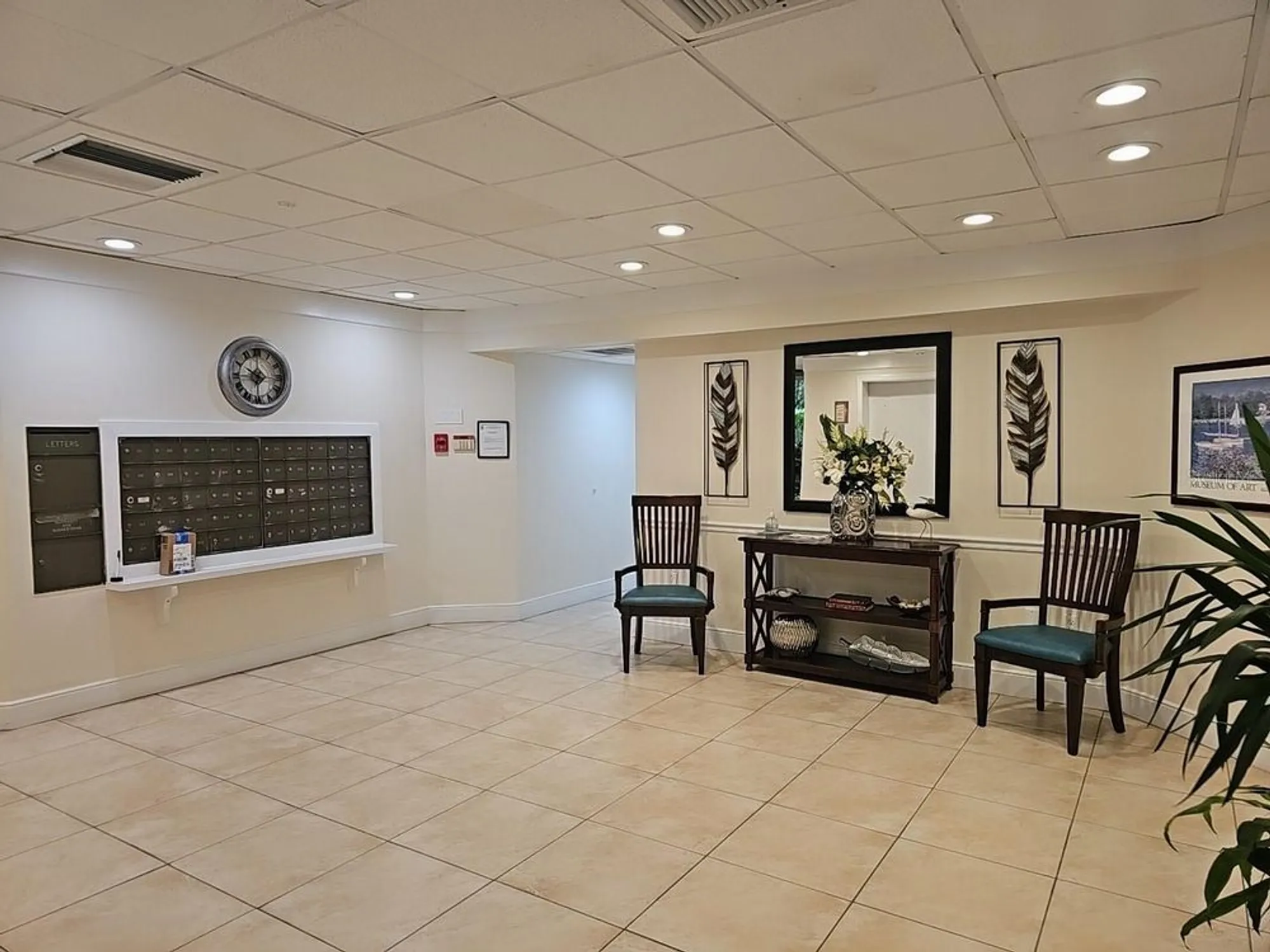 Property Slideshow image 8 of 33 | 3076 eastland blvd 210, Clearwater, FL, 33761