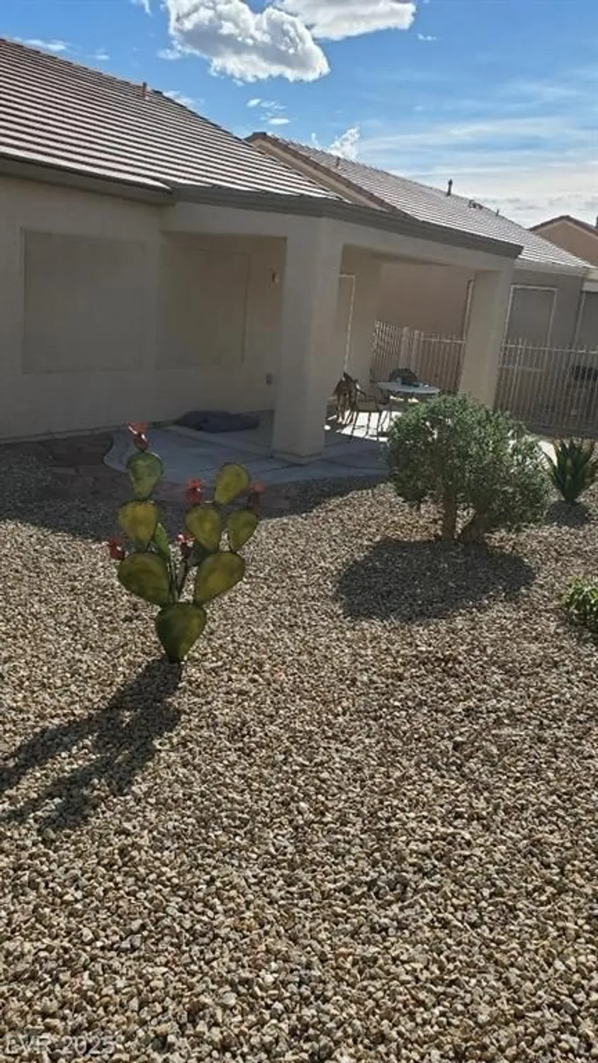 Property Slideshow image 21 of 32 | 7745 fruit dove st, North Las Vegas, NV, 89084