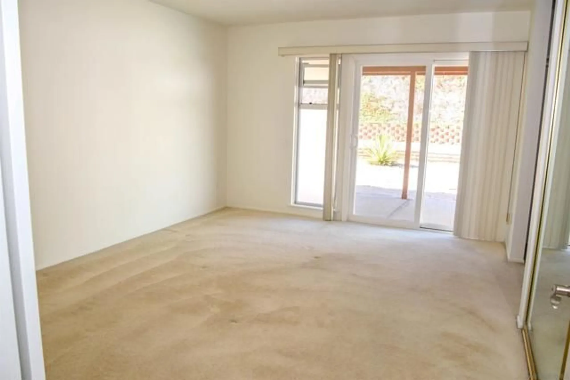 Property Slideshow image 21 of 56 | 16734 bernardo oaks dr, San Diego, CA, 92128