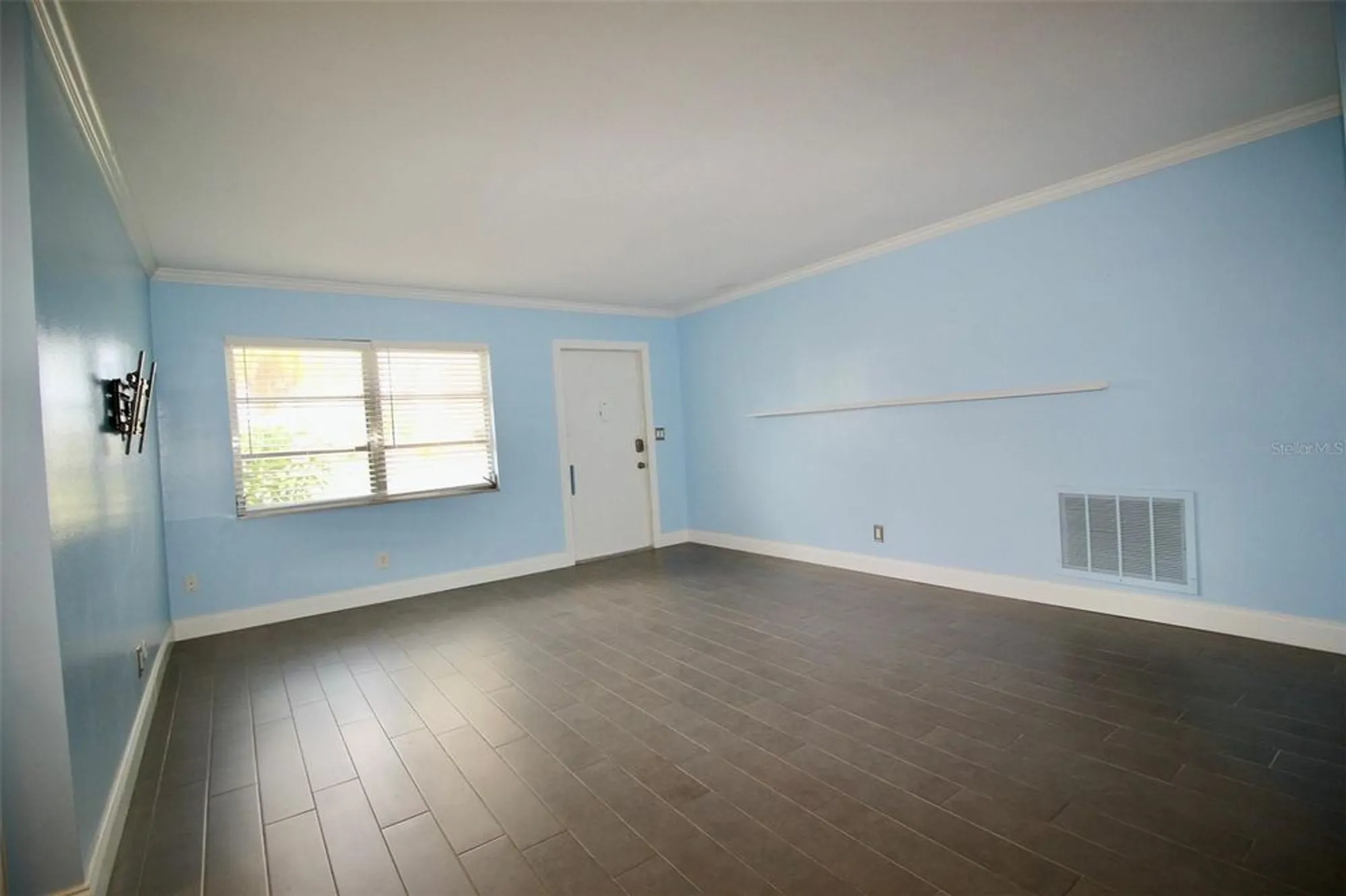 Property Slideshow image 10 of 47 | 3643 mainlands blvd, Pinellas Park, FL, 33782