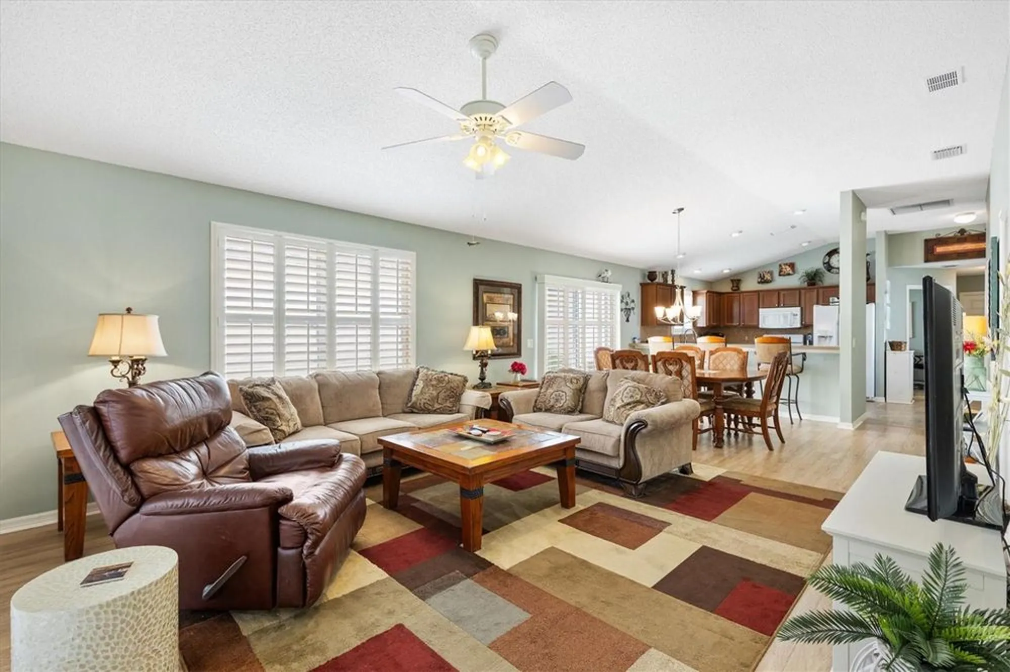 Property Slideshow image 15 of 41 | 552 audrey ln, The Villages, FL, 32162