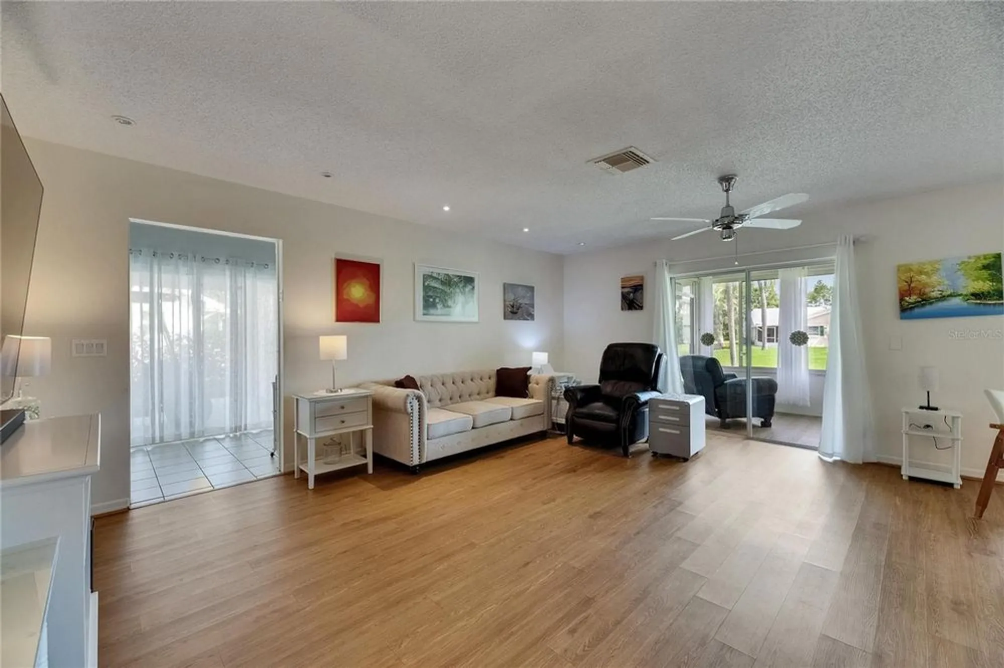 Property Slideshow image 5 of 41 | 123 glendower cir # 123, Sun City Center, FL, 33573