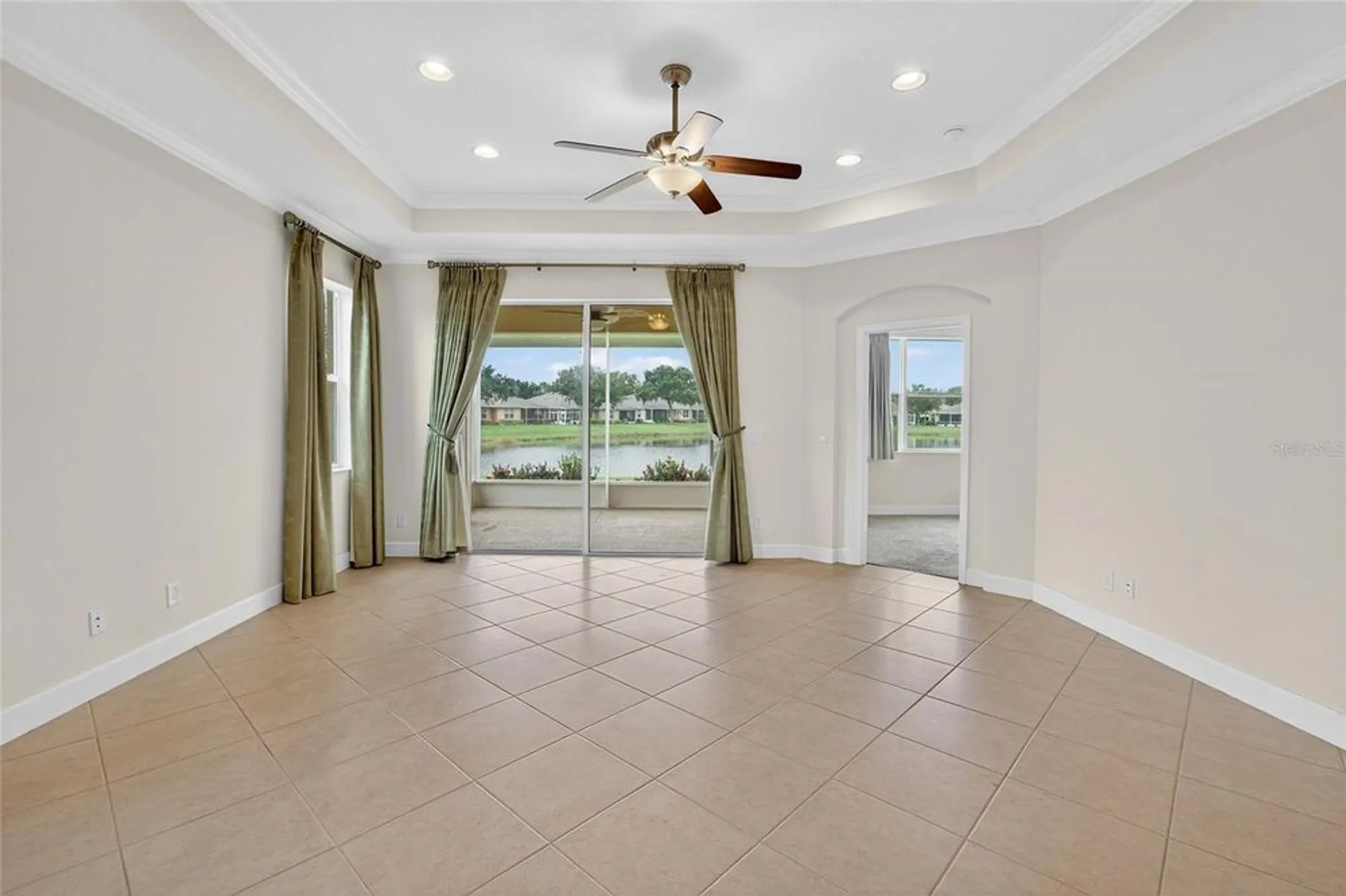 Property Slideshow image 26 of 64 | 2226 nottingham greens dr, Sun City Center, FL, 33573