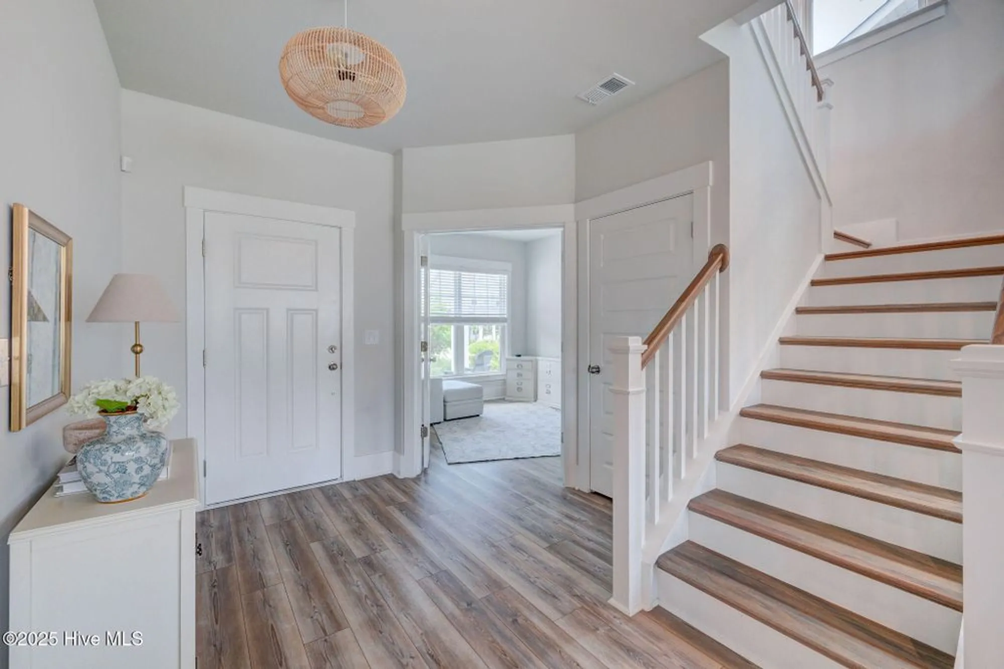 Property Slideshow image 8 of 109 | 1368 trisail ter, Wilmington, NC, 28412