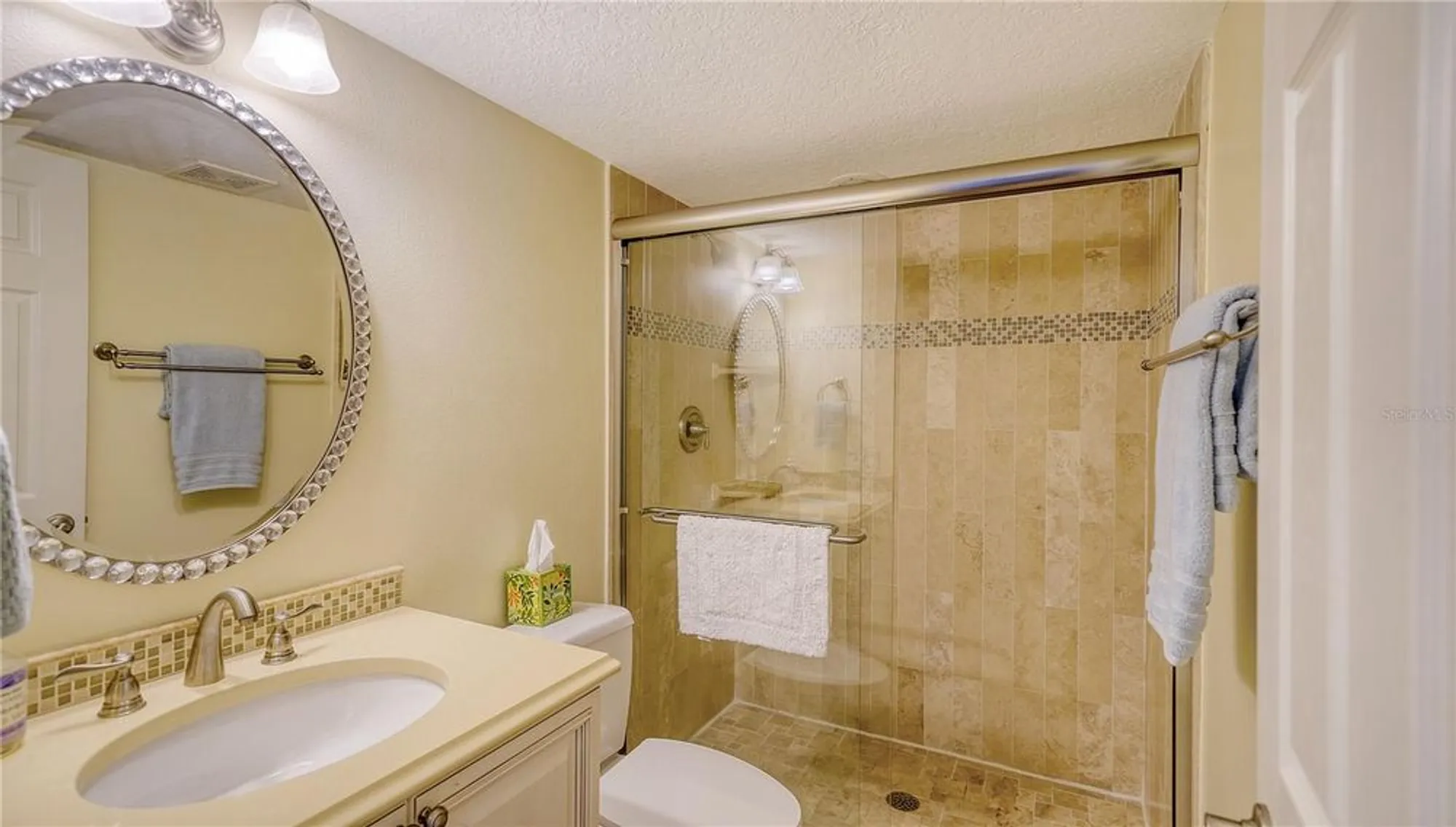 Property Slideshow image 29 of 63 | 19 whispering sands dr apt 805, Sarasota, FL, 34242