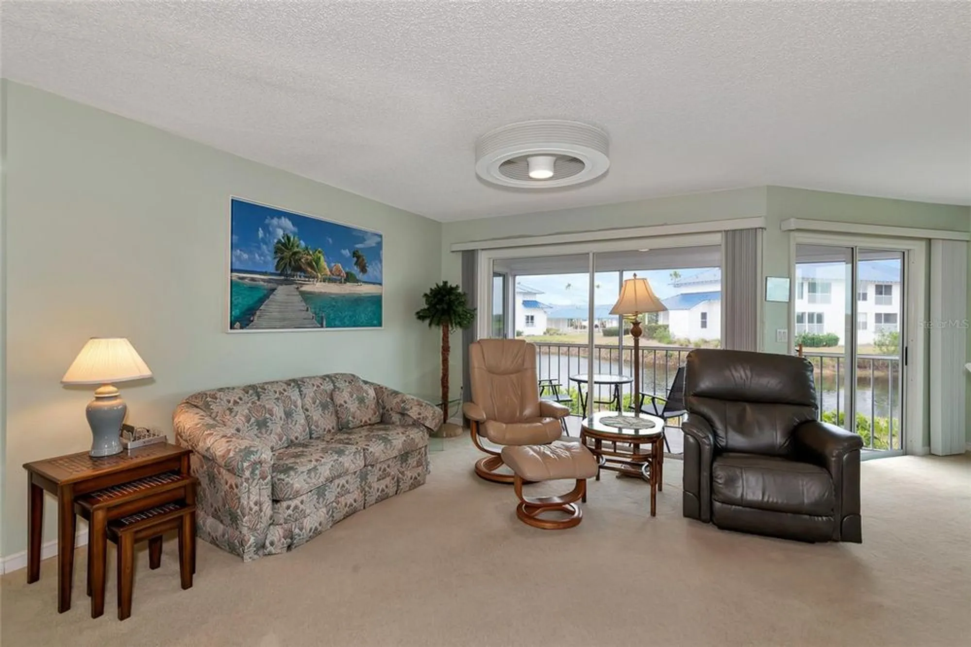 Property Slideshow image 6 of 53 | 829 audubon dr # 829, Bradenton, FL, 34209