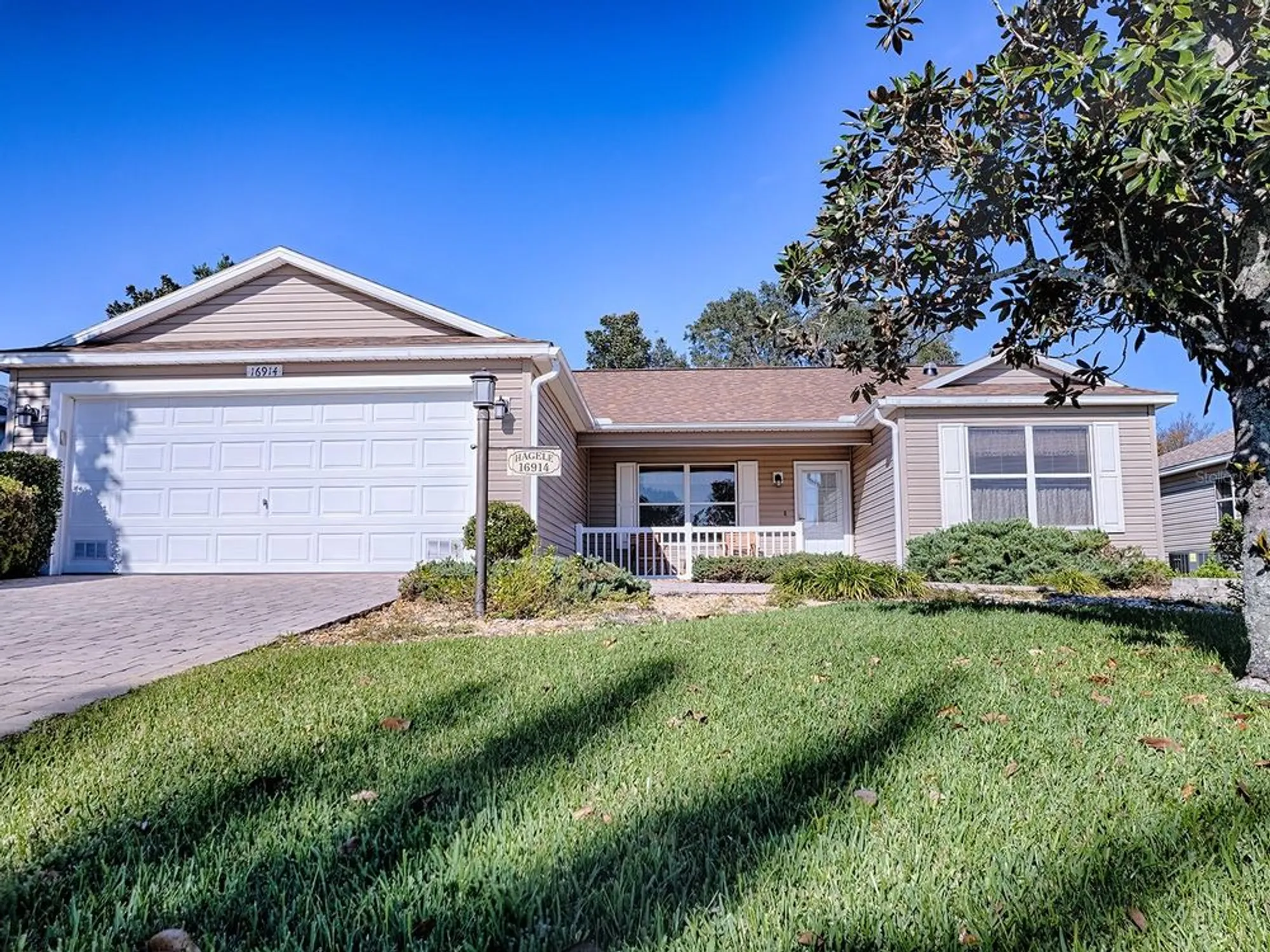 Property Slideshow image 3 of 62 | 16914 se 96th chapelwood cir, The Villages, FL, 32162