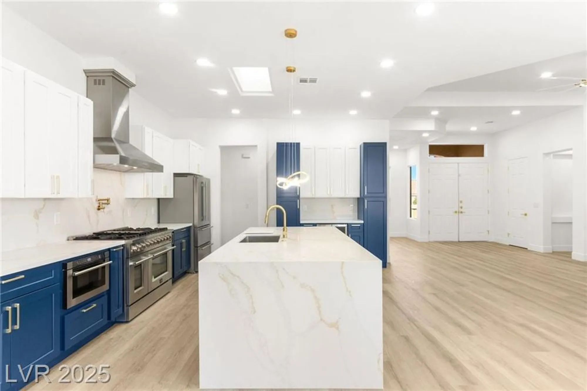 Property Slideshow image 20 of 99 | 3004 darby falls dr, Las Vegas, NV, 89134