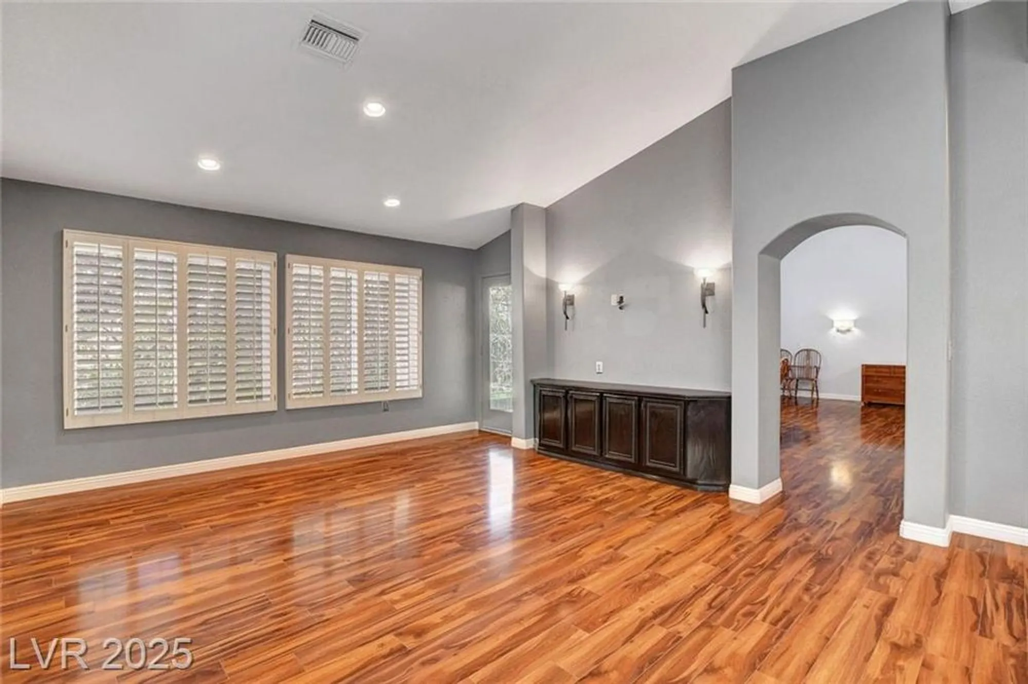 Property Slideshow image 16 of 54 | 2505 palmridge dr, Las Vegas, NV, 89134
