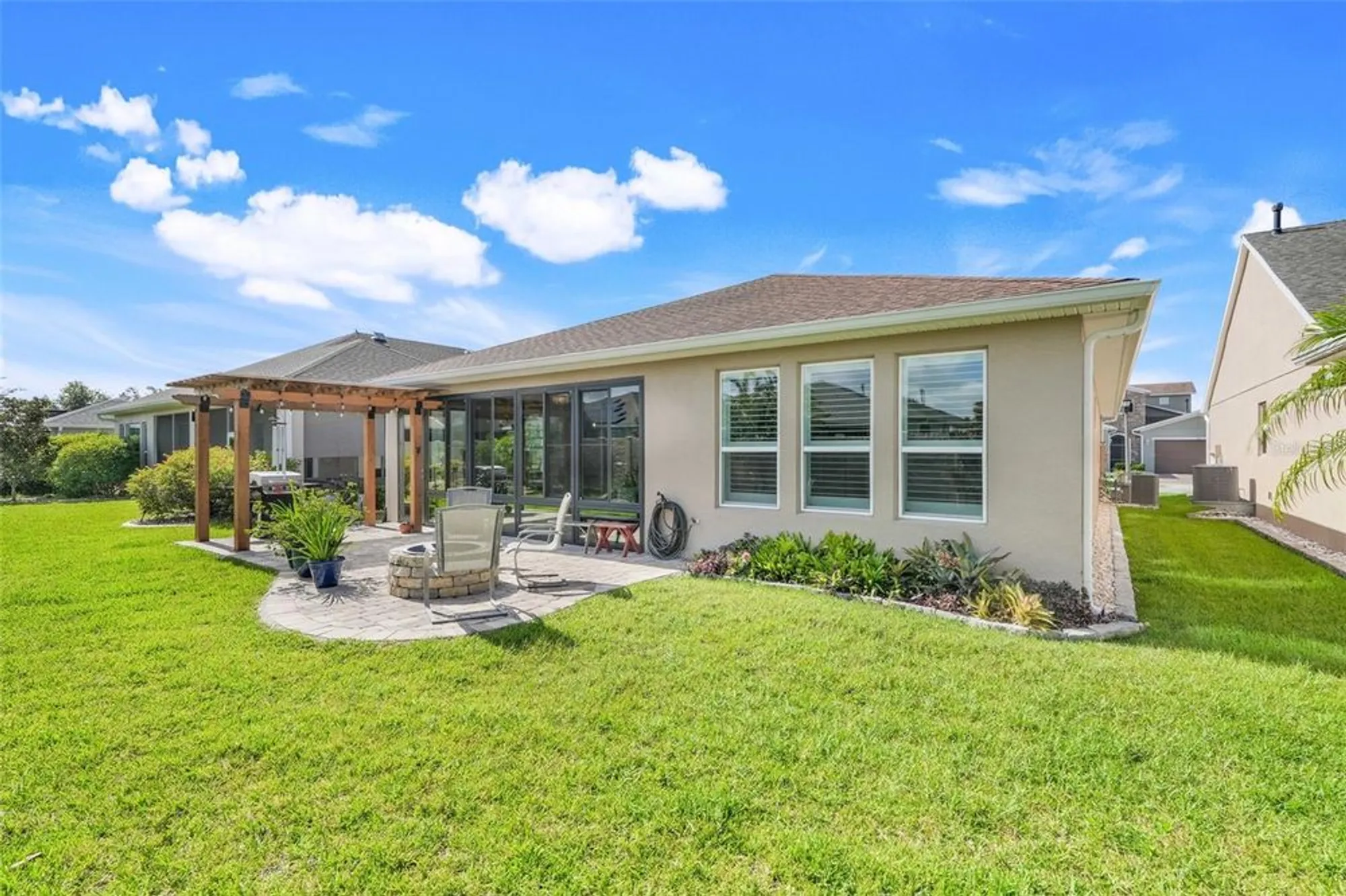 Property Slideshow image 37 of 52 | 815 hidden moss dr, Groveland, FL, 34736