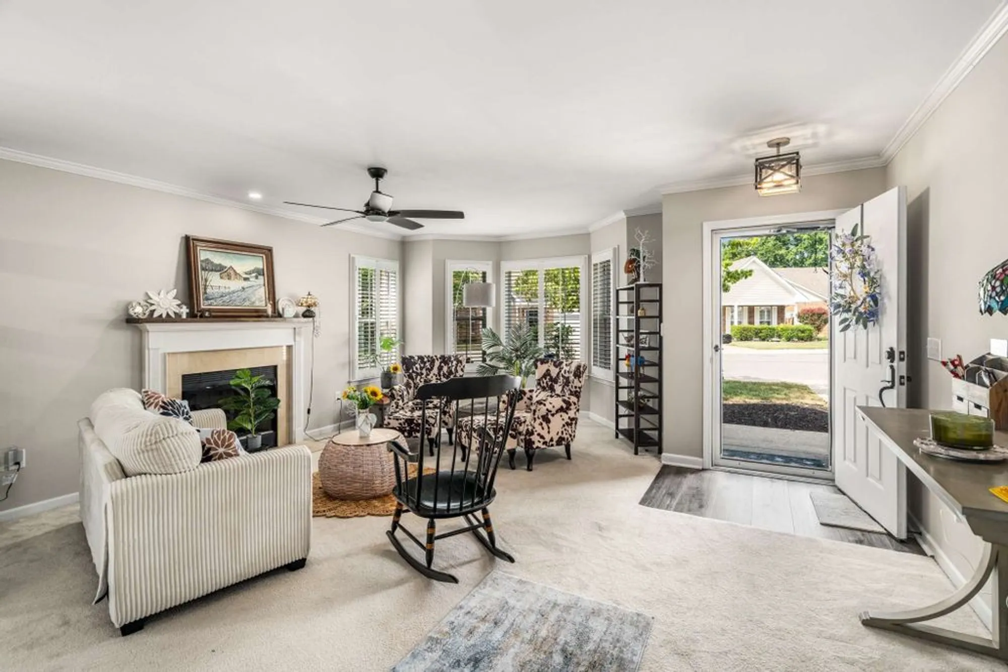 Property Slideshow image 9 of 32 | 443 forest glen cir, Murfreesboro, TN, 37128