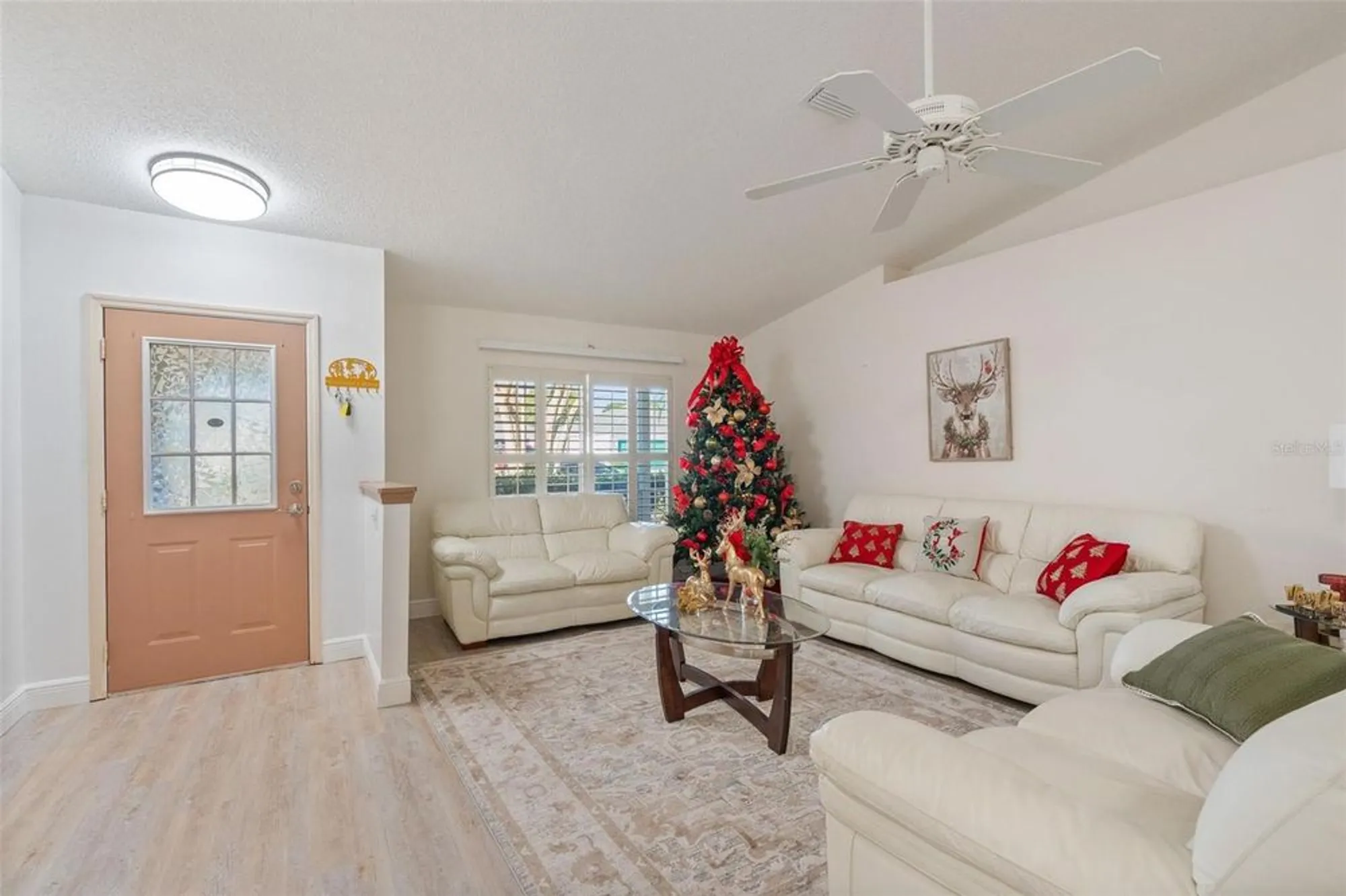 Property Slideshow image 2 of 41 | 6065 magpie dr, Lakeland, FL, 33809