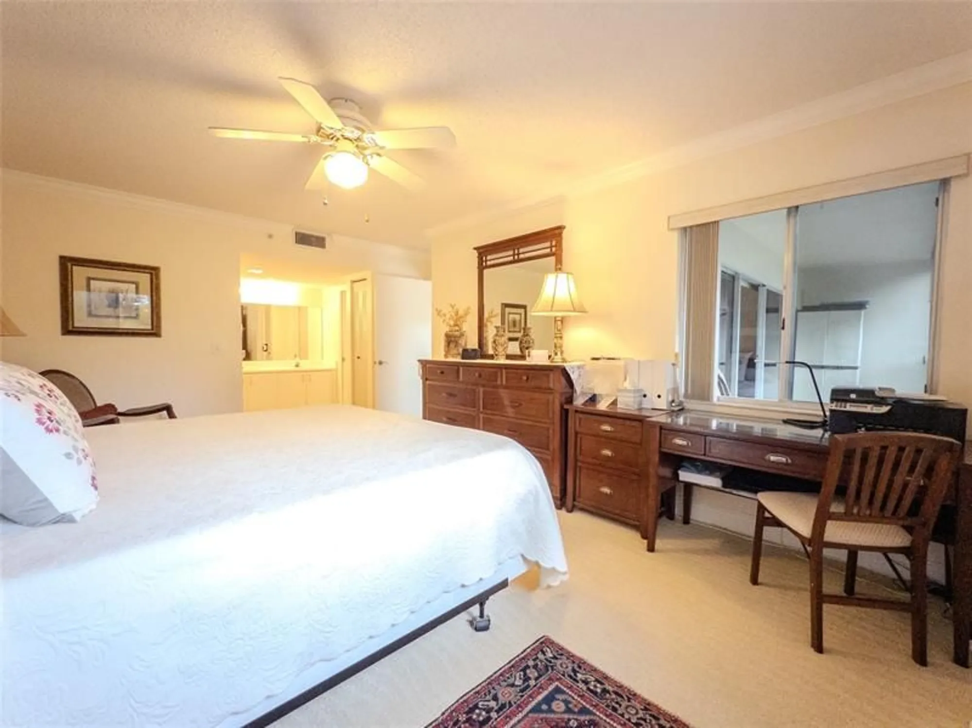 Property Slideshow image 14 of 40 | 901 sw 141st ave apt 301, Pembroke Pines, FL, 33027