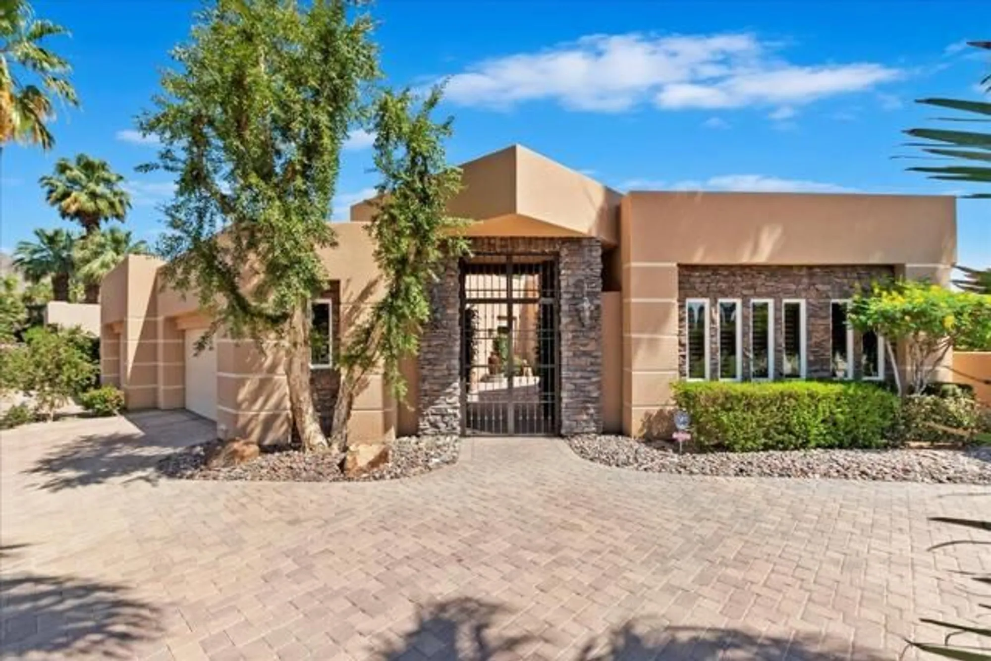 Property Slideshow image 4 of 51 | 55830 cherry hills dr, La Quinta, CA, 92253