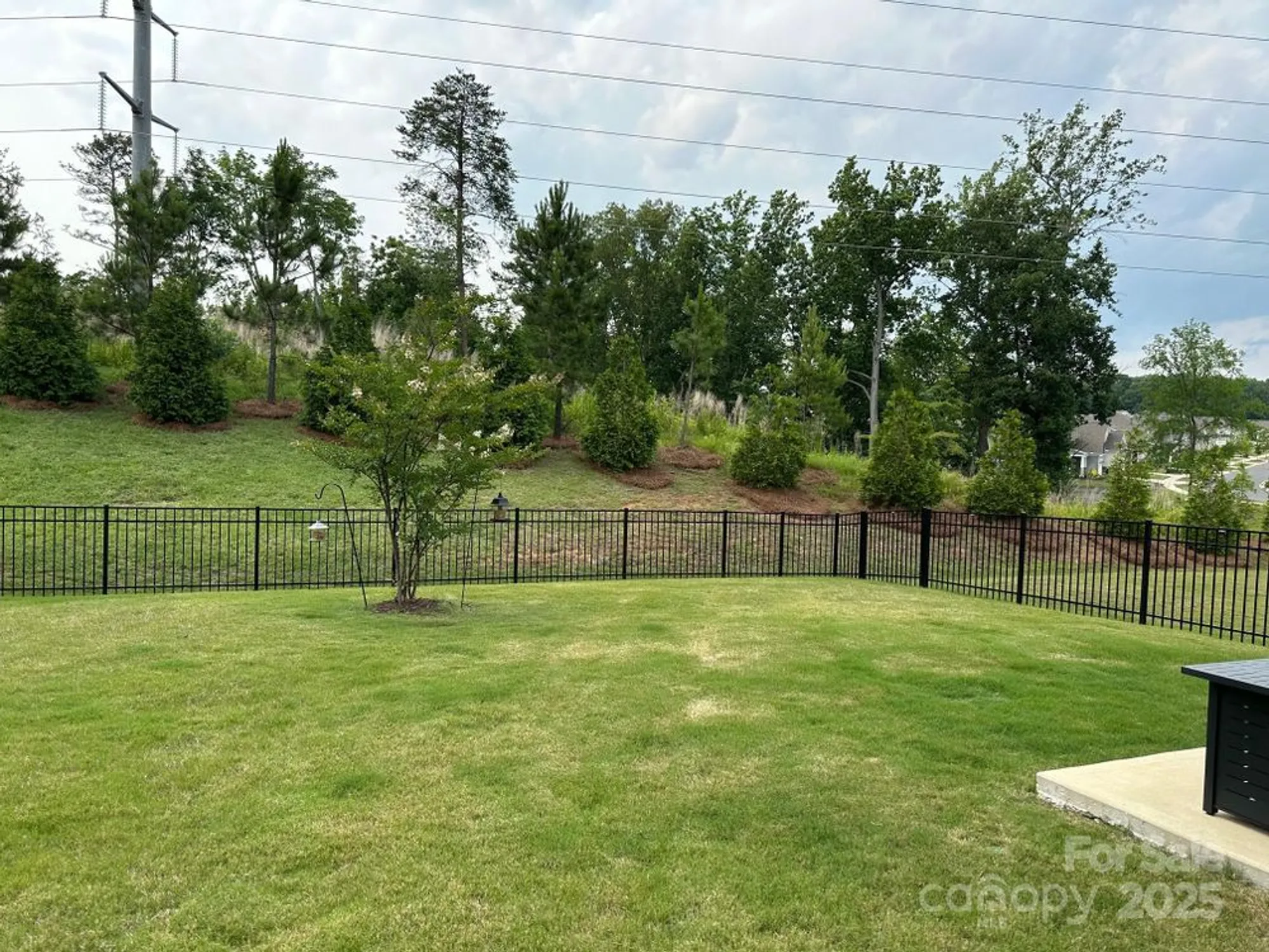 Property Slideshow image 35 of 46 | 12417 old iron ln, Charlotte, NC, 28215