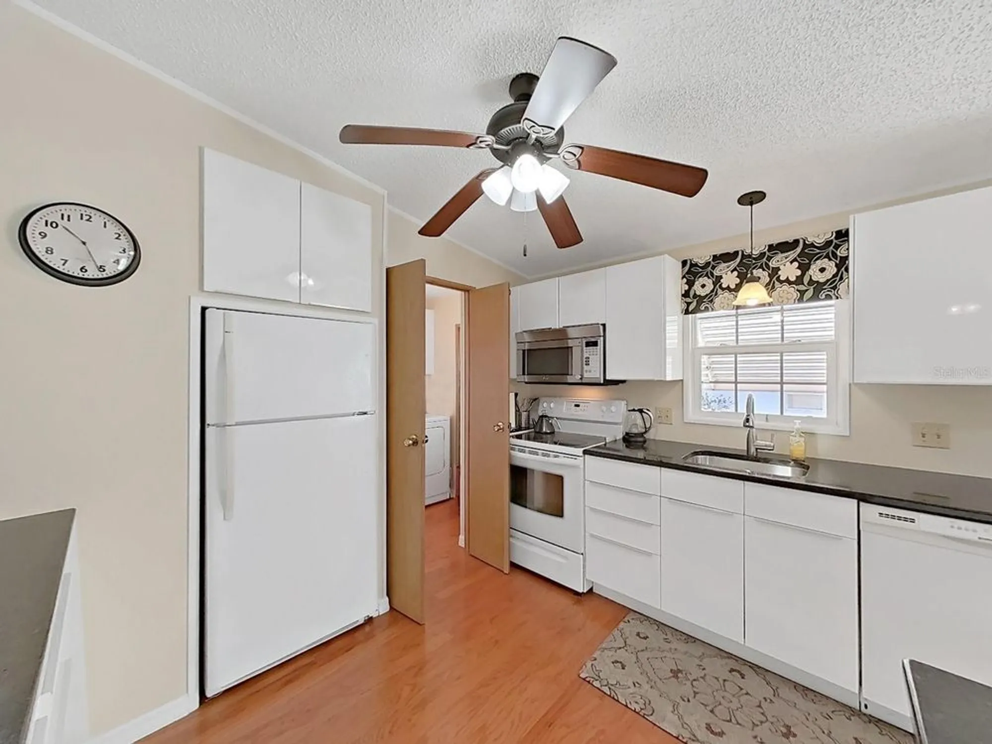 Property Slideshow image 20 of 44 | 1758 fox hill dr, Lakeland, FL, 33810