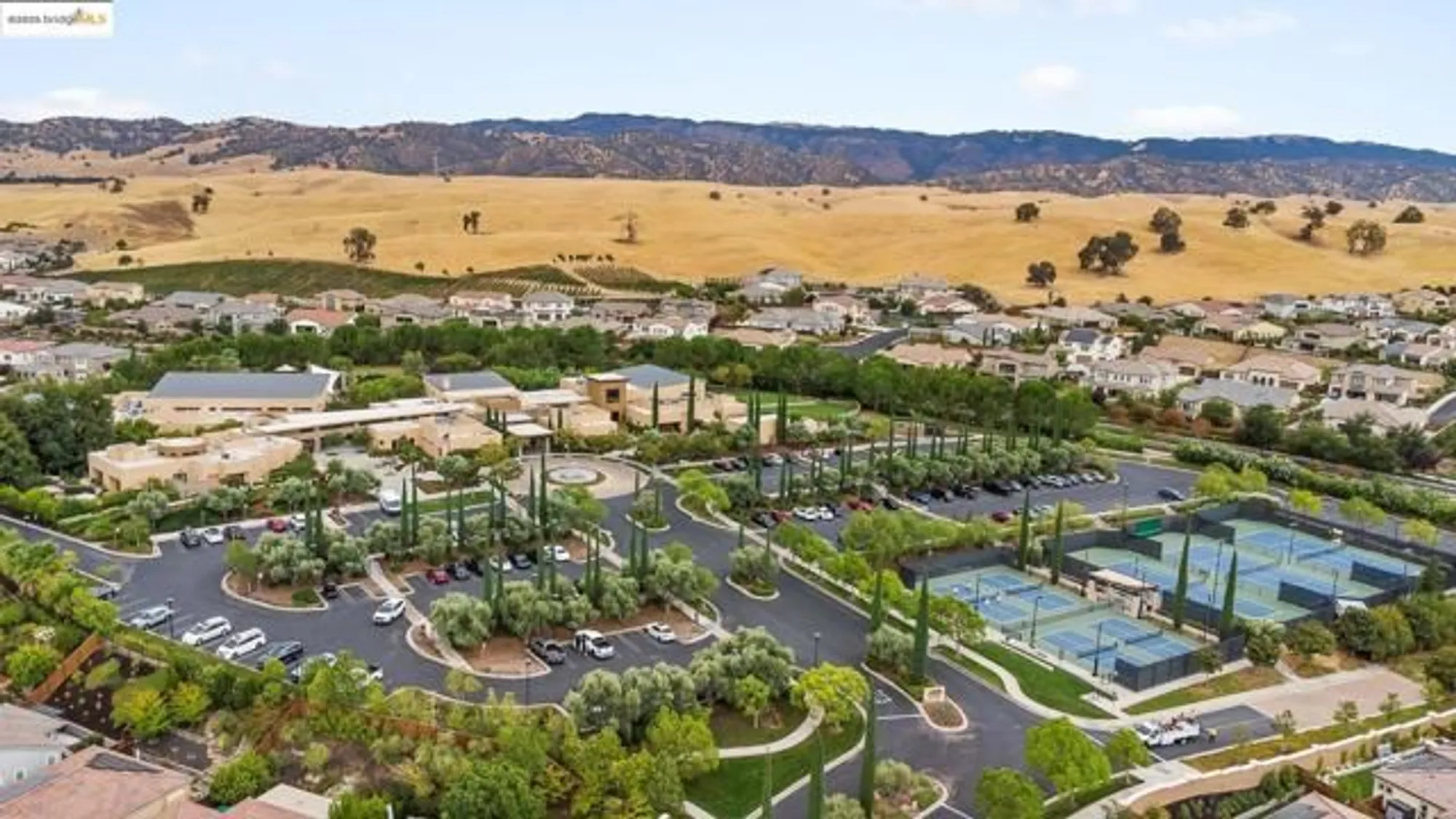 Property Slideshow image 46 of 60 | 1994 corsica way, Brentwood, CA, 94513