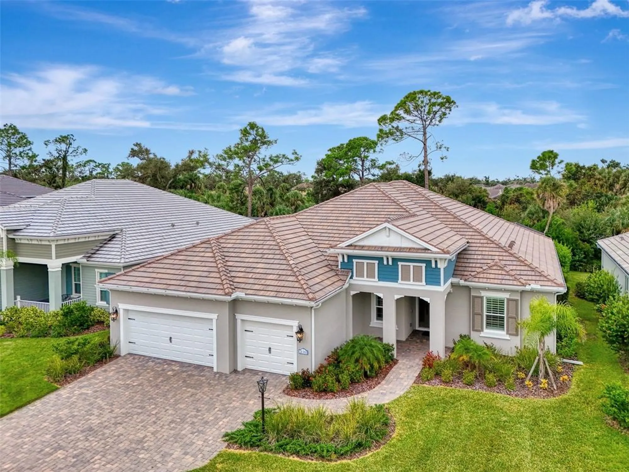 Property Slideshow image 7 of 92 | 21353 holmes cir, Venice, FL, 34293