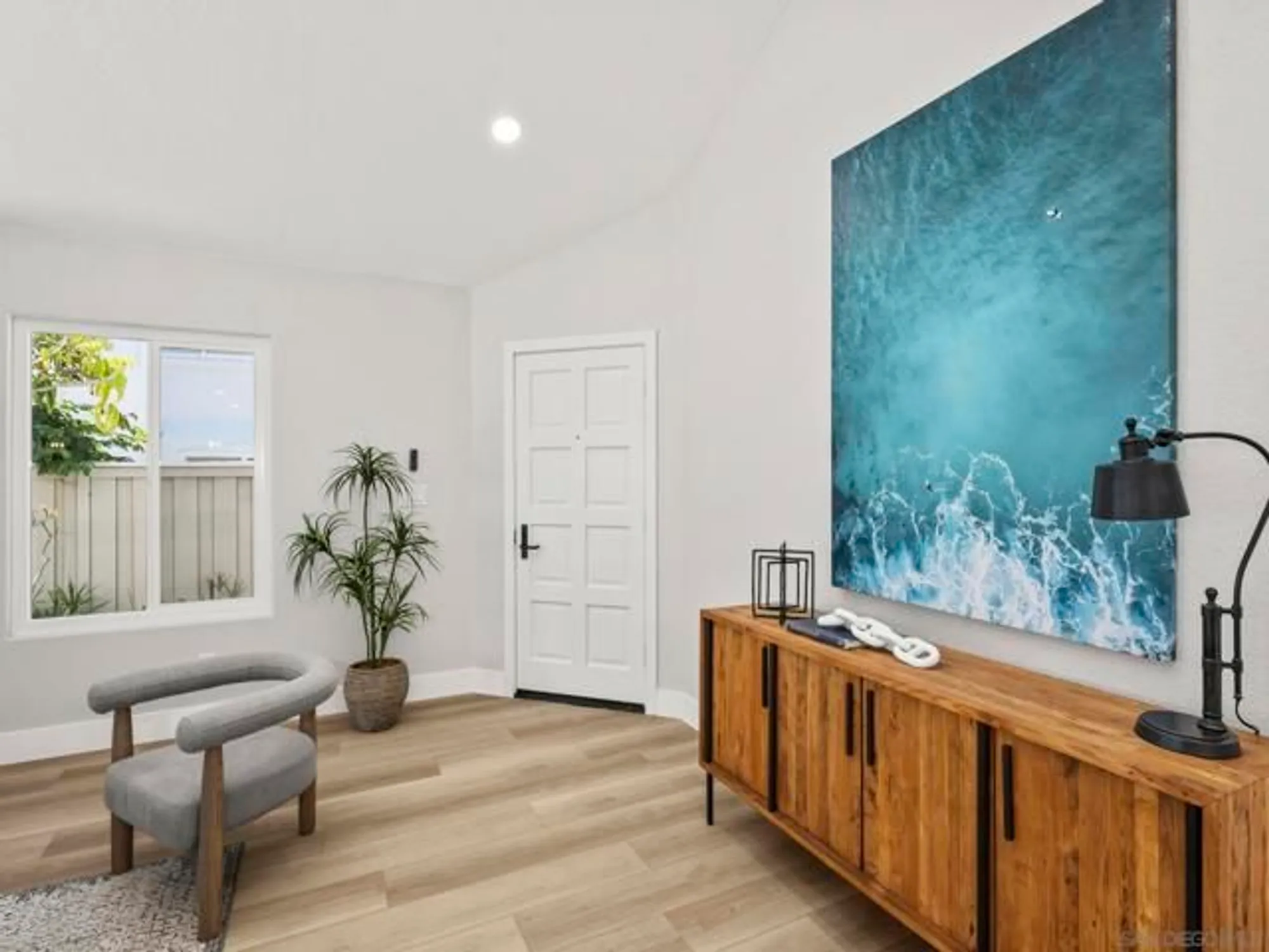 Property Slideshow image 12 of 48 | 4767 miletus way, Oceanside, CA, 92056