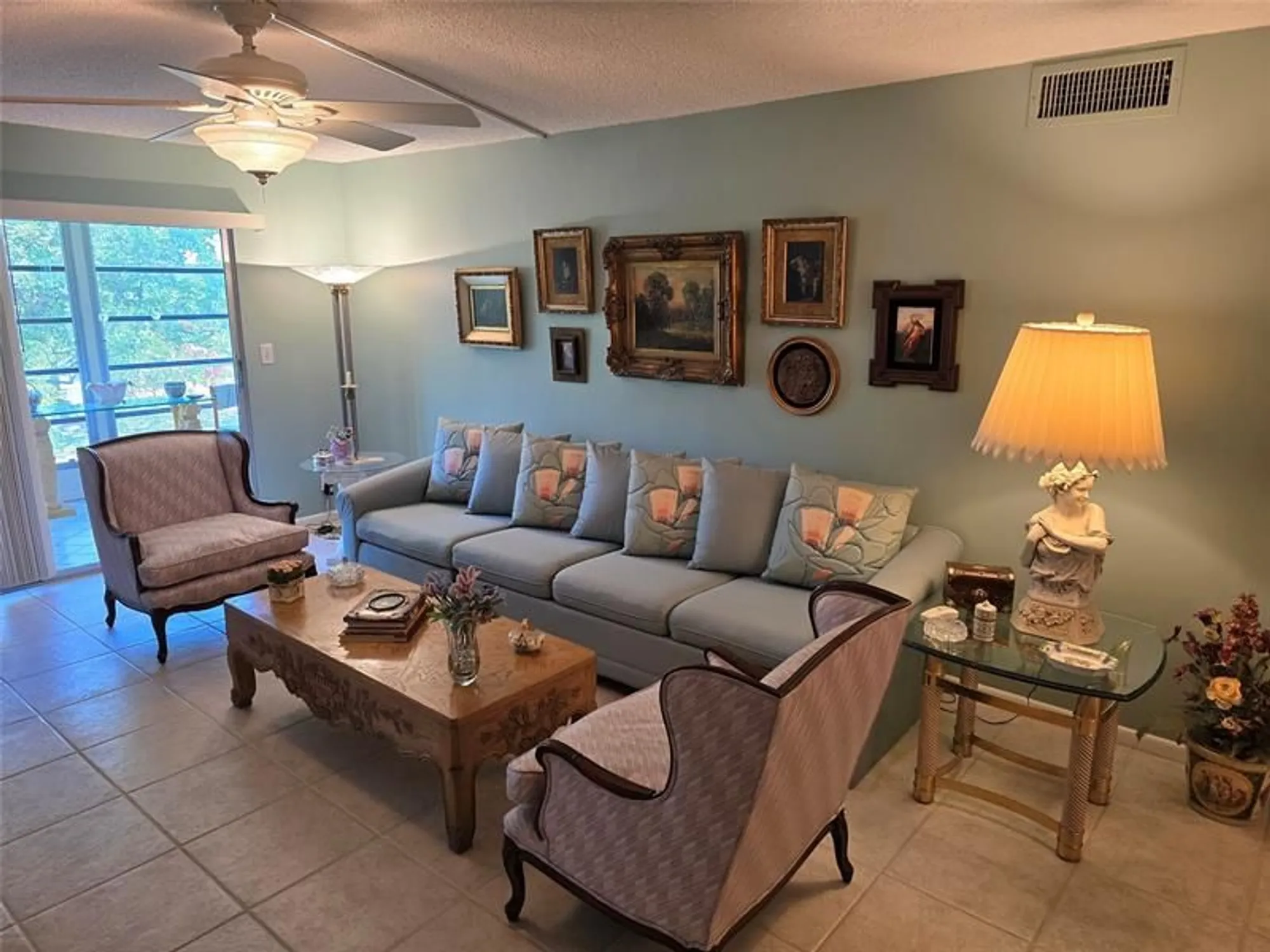 Property Slideshow image 21 of 34 | 2803 victoria way l3, Coconut Creek, FL, 33066