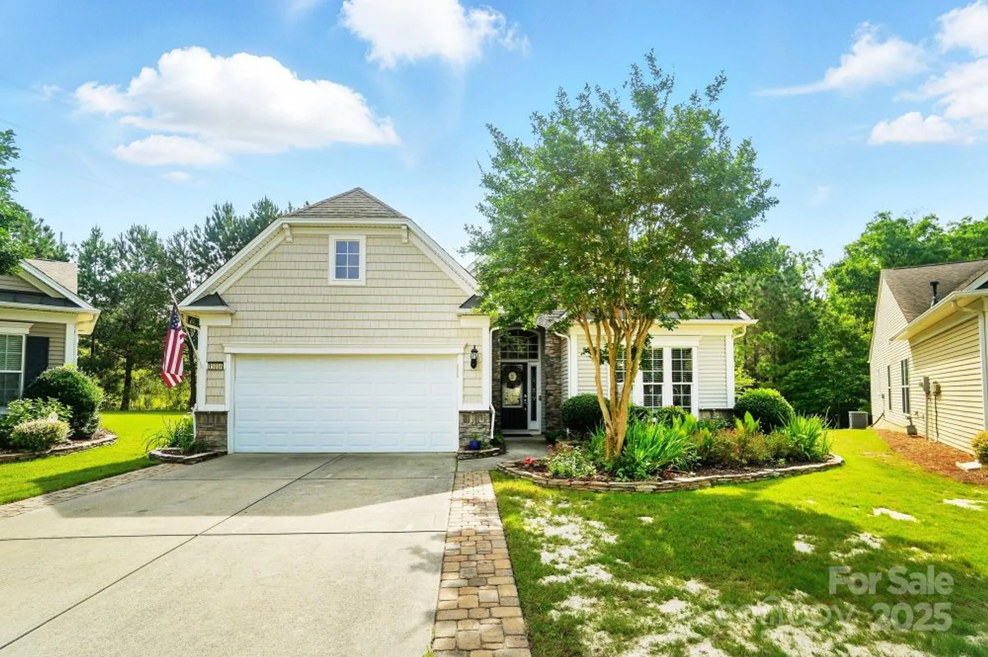 Property Slideshow image 1 of 28 | 15116 legend oaks ct, Fort Mill, SC, 29707