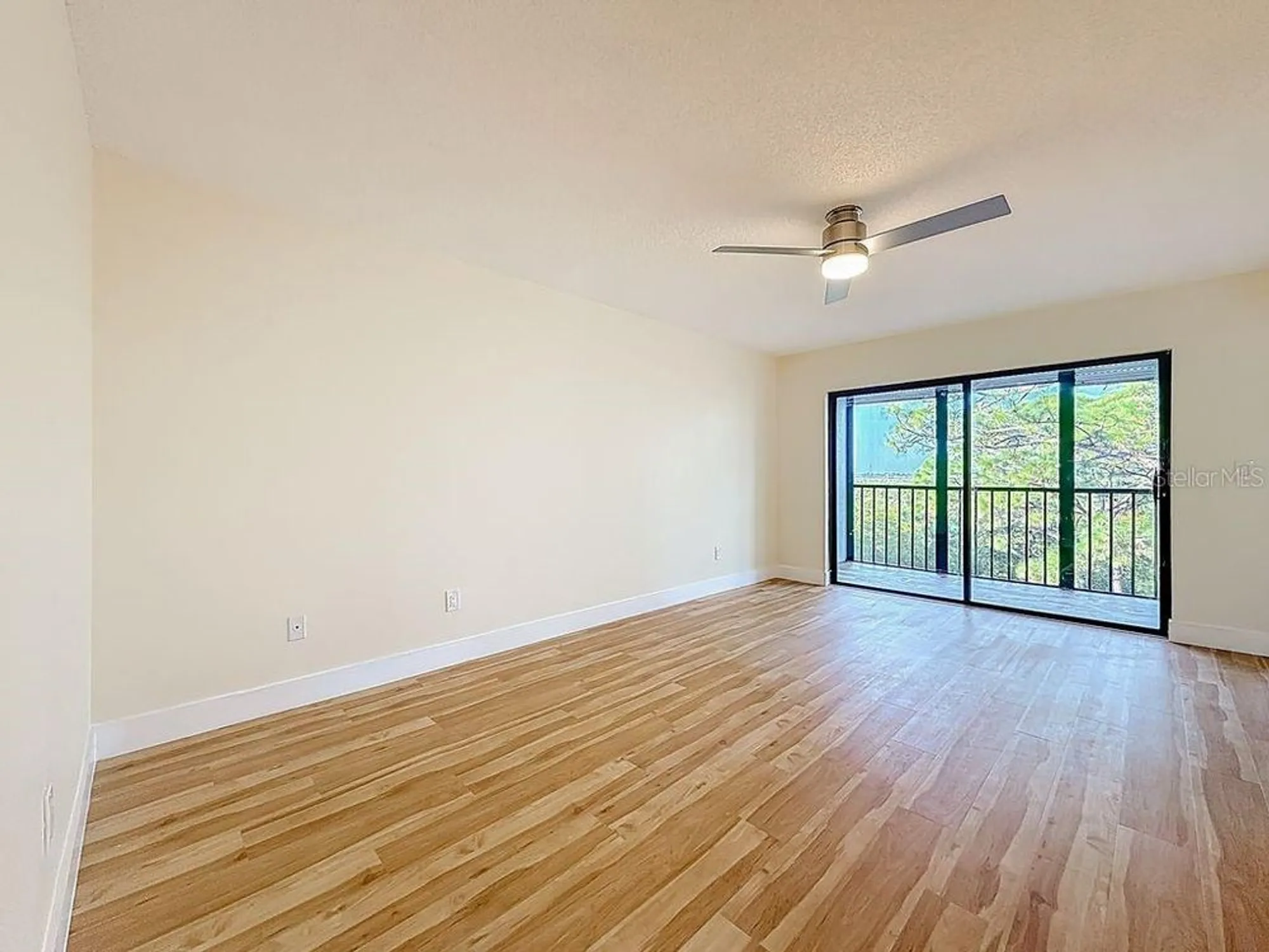 Property Slideshow image 31 of 50 | 8198 terrace garden dr n unit 407, St Petersburg, FL, 33709
