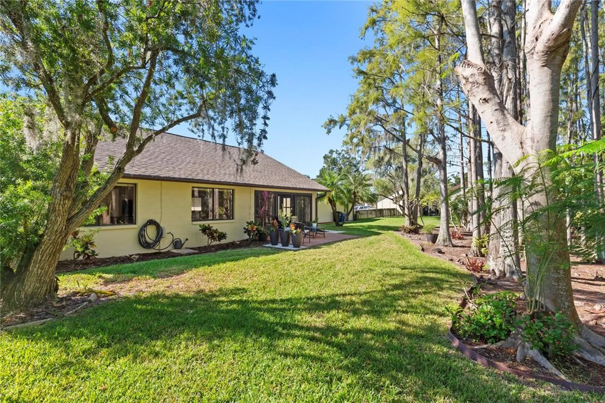 Property Slideshow image 46 of 54 | 2216 sequoia dr, Clearwater, FL, 33763