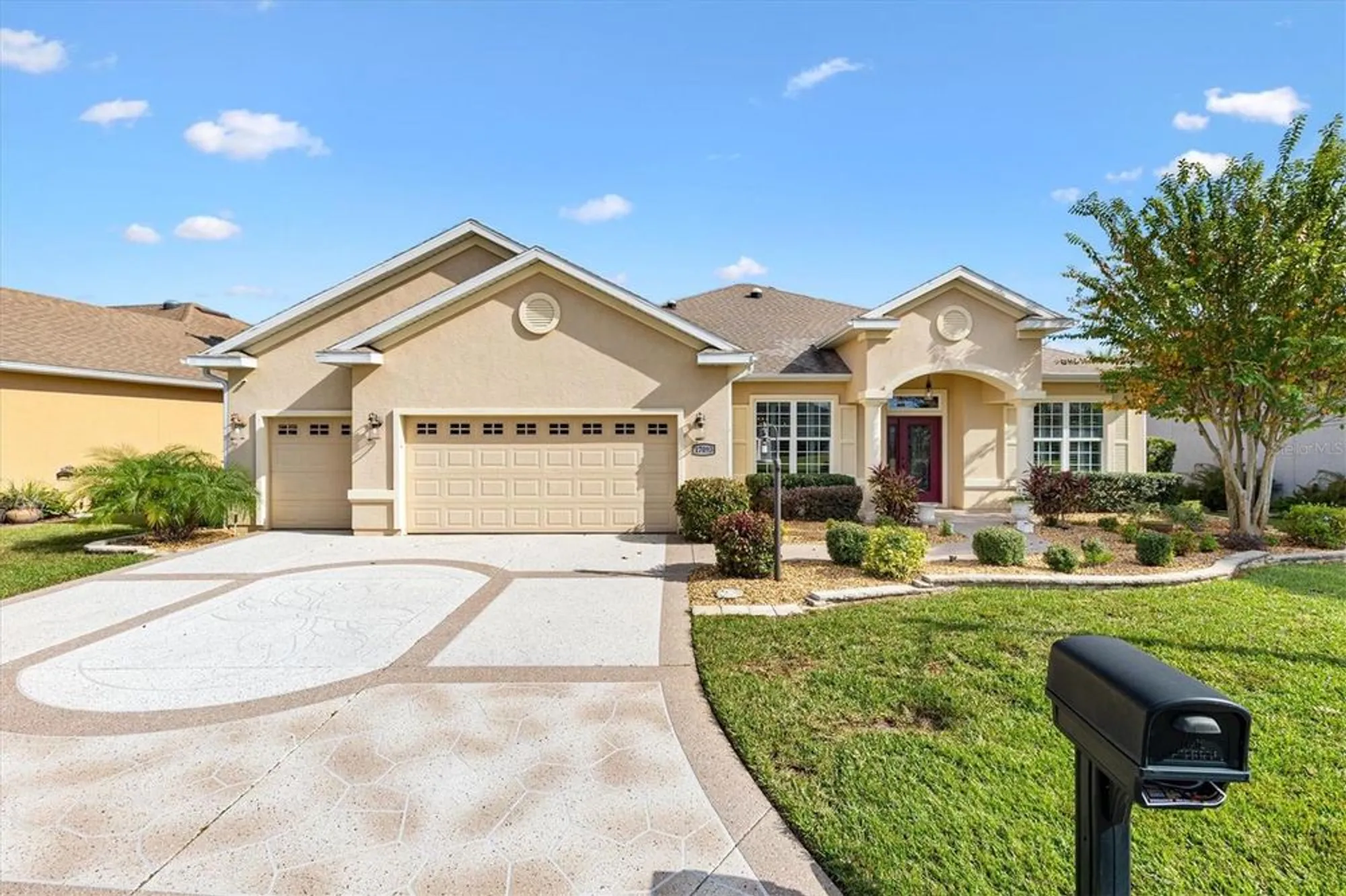 Property Slideshow image 1 of 64 | 17093 se 110th court rd, Summerfield, FL, 34491