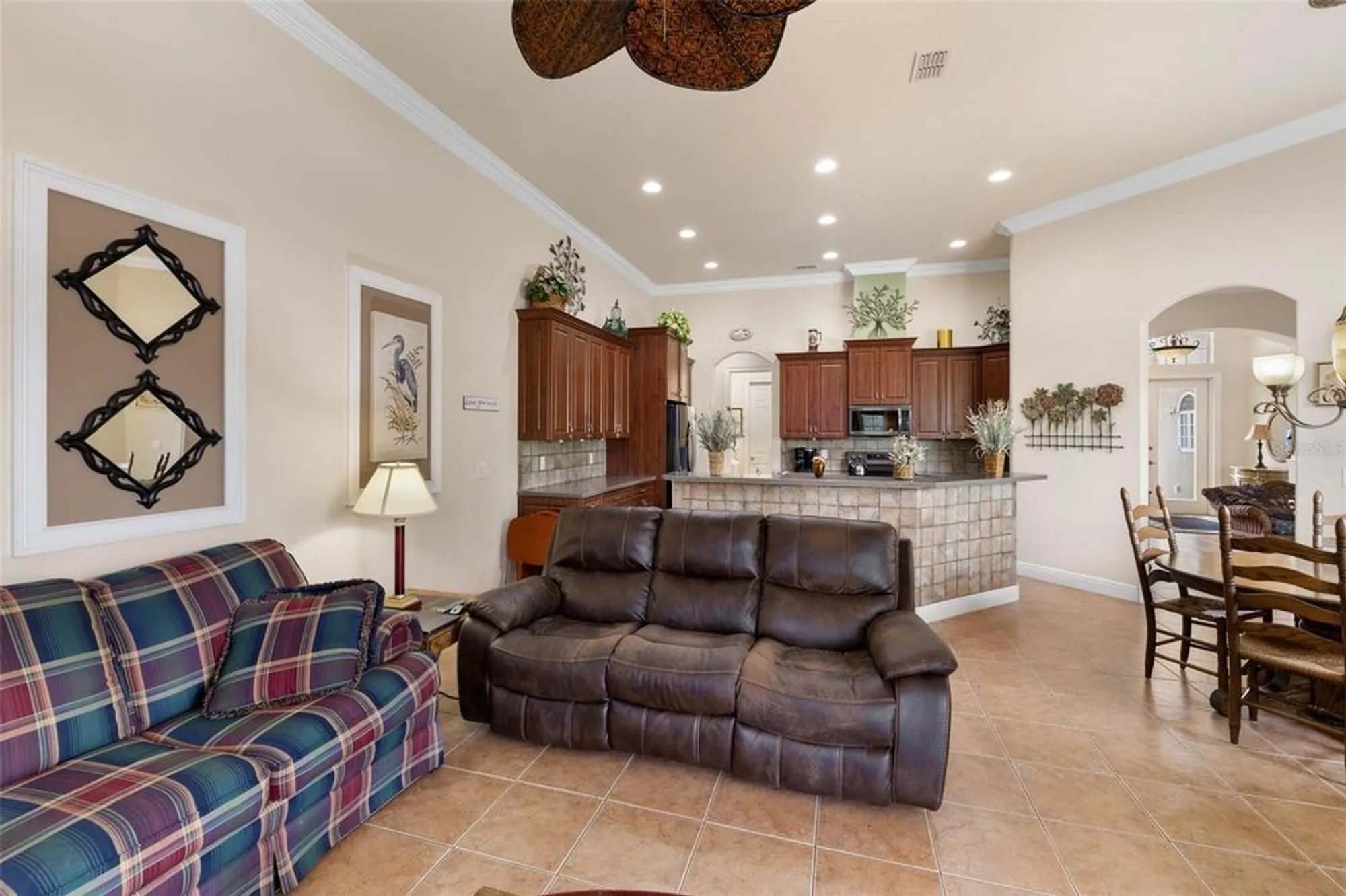 Property Slideshow image 14 of 61 | 8308 mobile cir, Weeki Wachee, FL, 34613