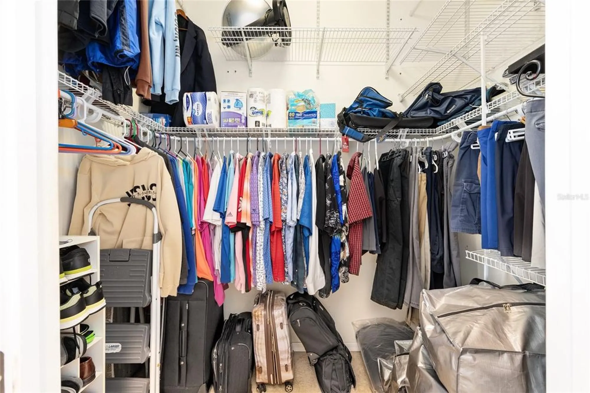 Property Slideshow image 17 of 58 | 8737 sw 83rd cir, Ocala, FL, 34481