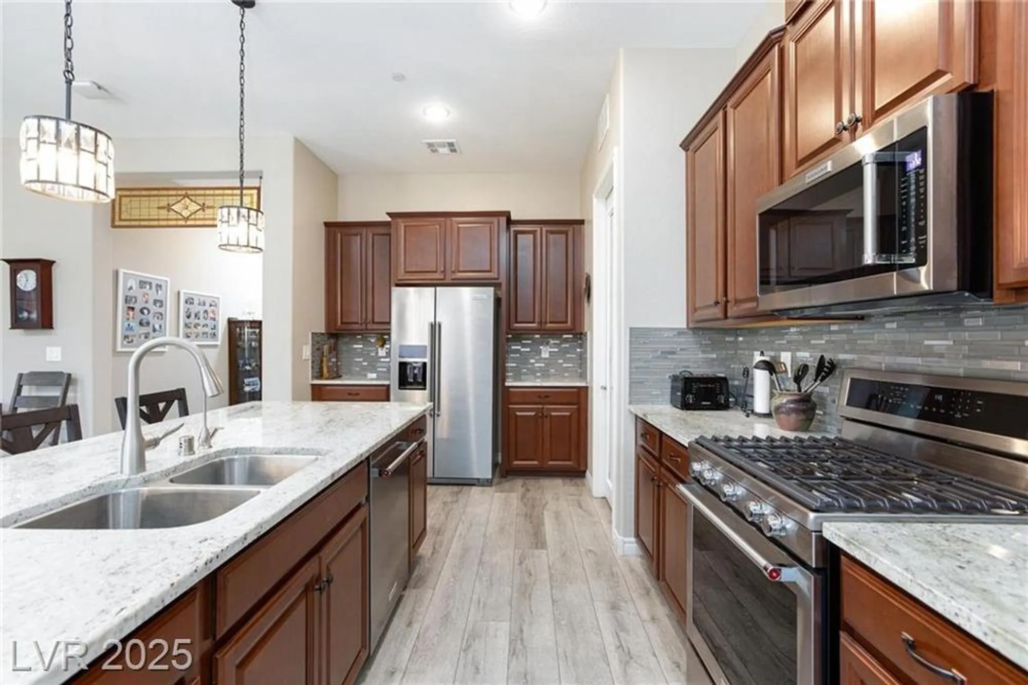 Property Slideshow image 7 of 57 | 517 open hill ave, Henderson, NV, 89011