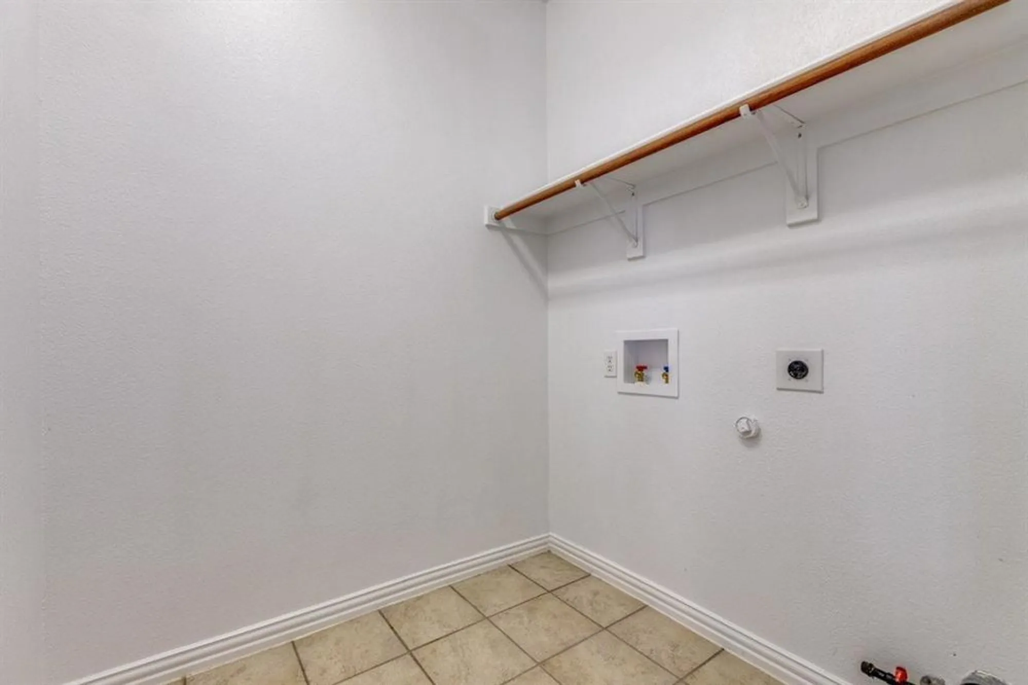 Property Slideshow image 21 of 25 | 727 scenic ranch cir, Fairview, TX, 75069