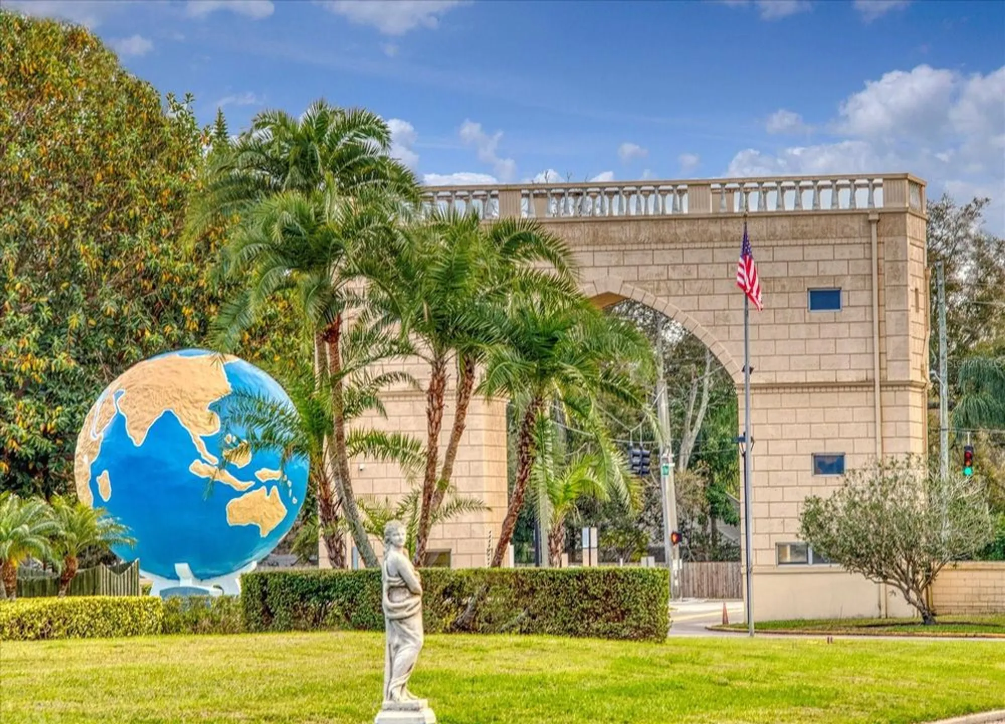 Property Slideshow image 26 of 34 | 2466 ecuadorian way 38, Clearwater, FL, 33763