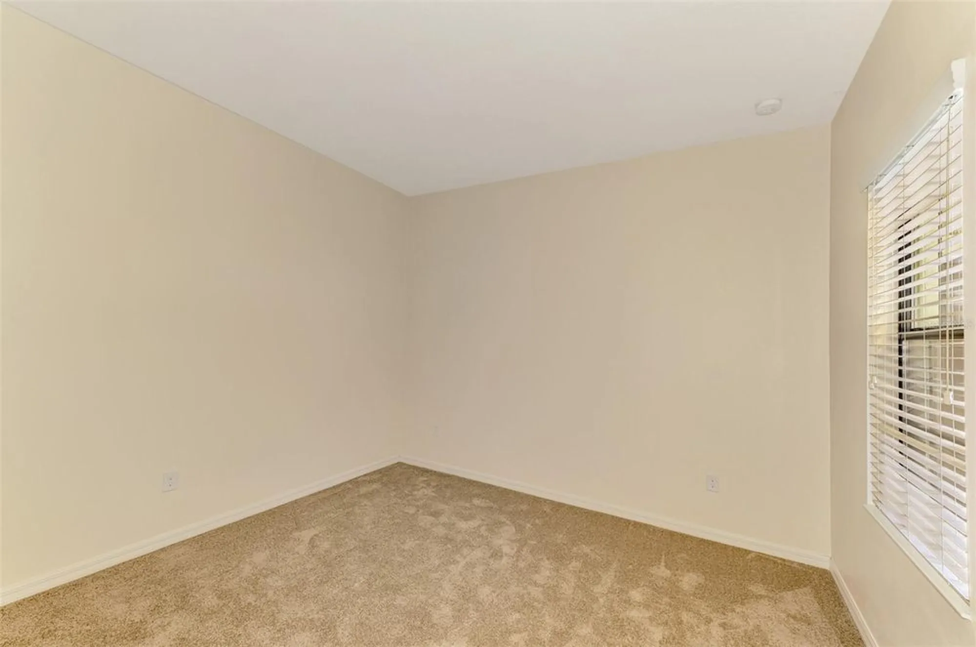 Property Slideshow image 28 of 39 | 1375 backspin dr, Englewood, FL, 34223