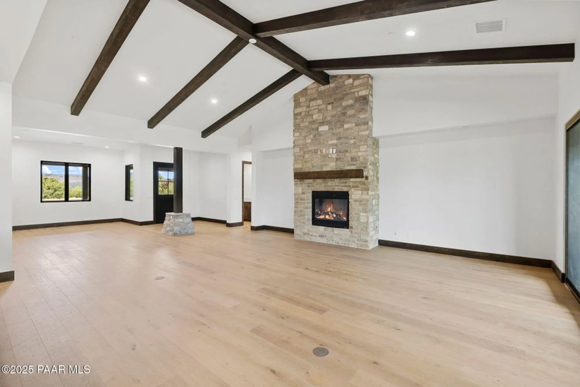 Property Slideshow image 6 of 48 | 15610 n silent moon ln, Prescott, AZ, 86305