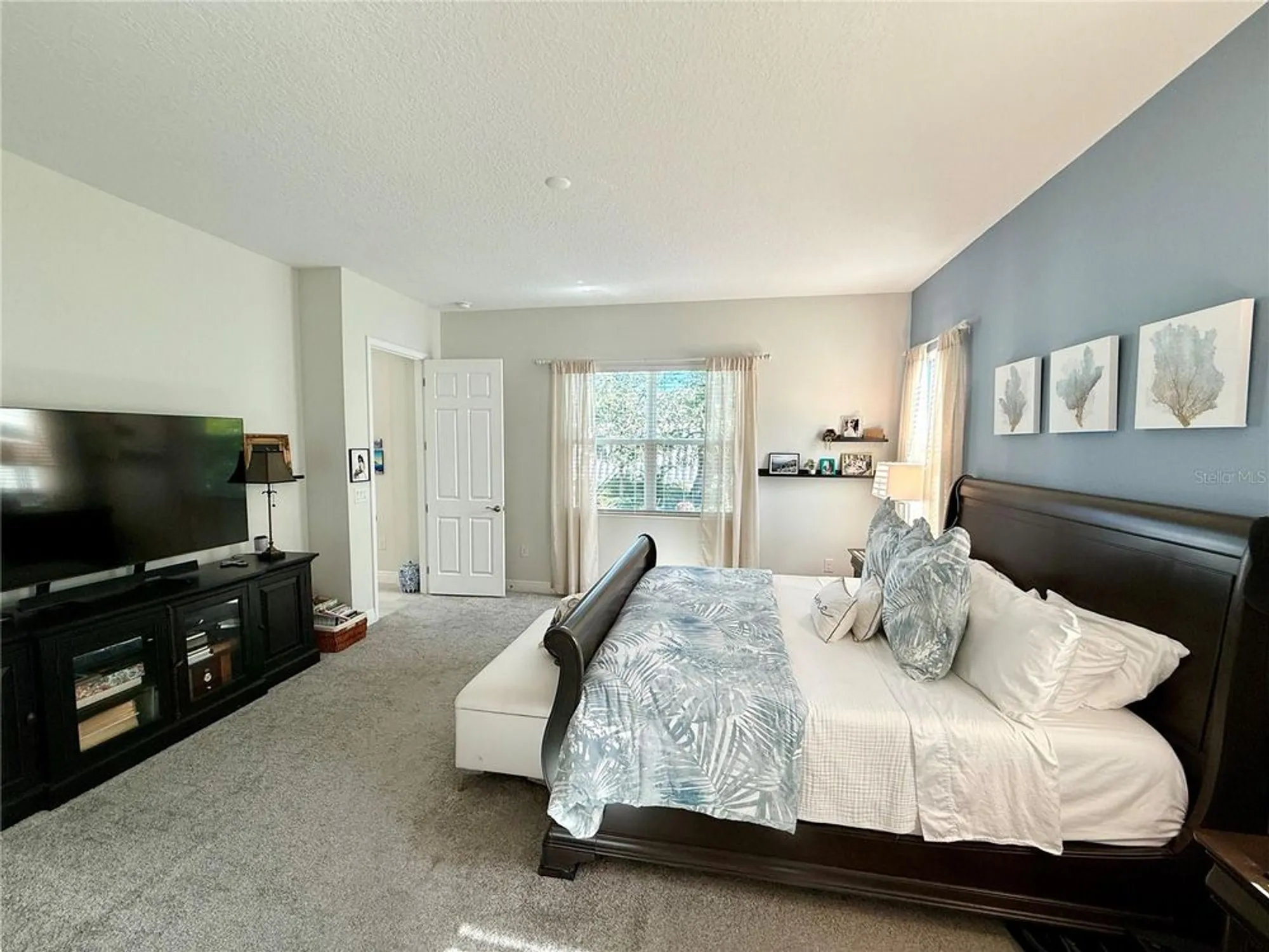 Property Slideshow image 14 of 27 | 8228 bridgeport bay cir, Mount Dora, FL, 32757