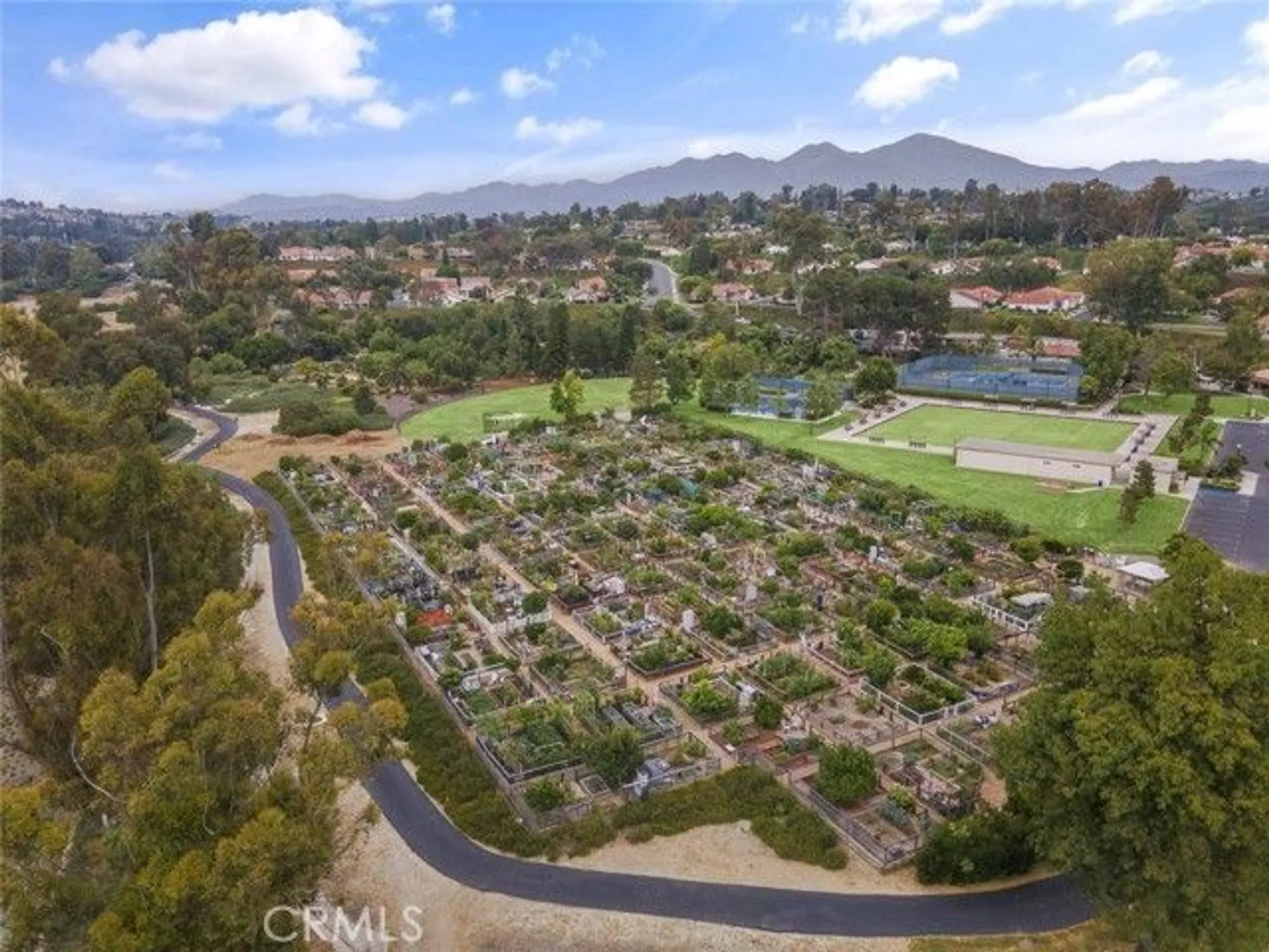 Property Slideshow image 26 of 47 | 28041 via machado, Mission Viejo, CA, 92692