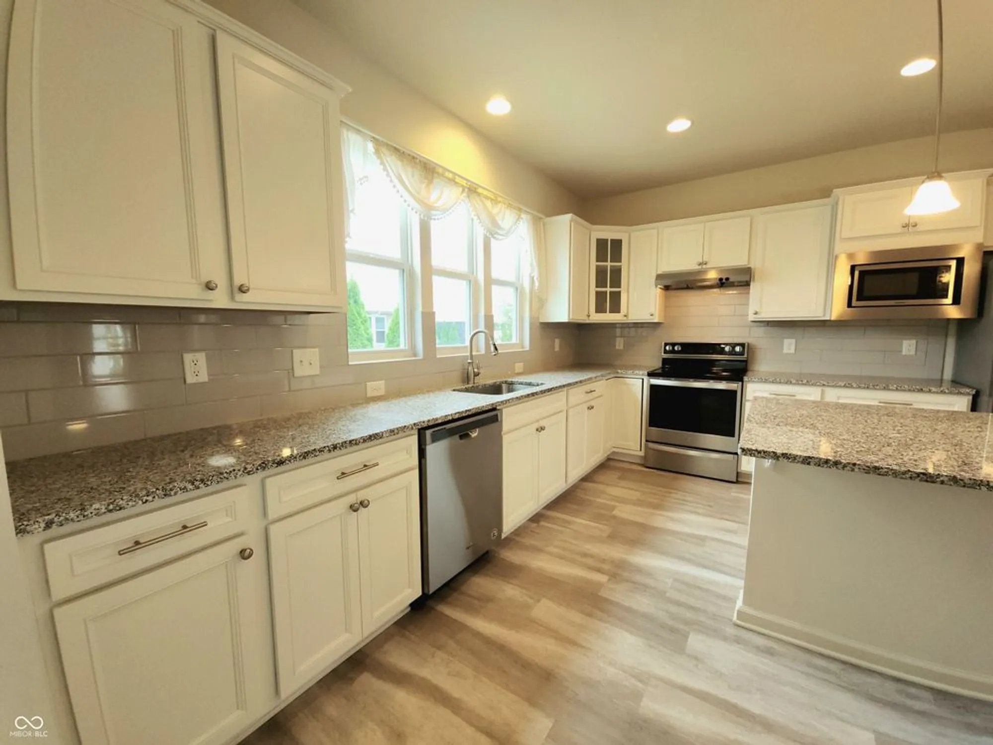 Property Slideshow image 11 of 62 | 4880 dahlia dr, Plainfield, IN, 46168