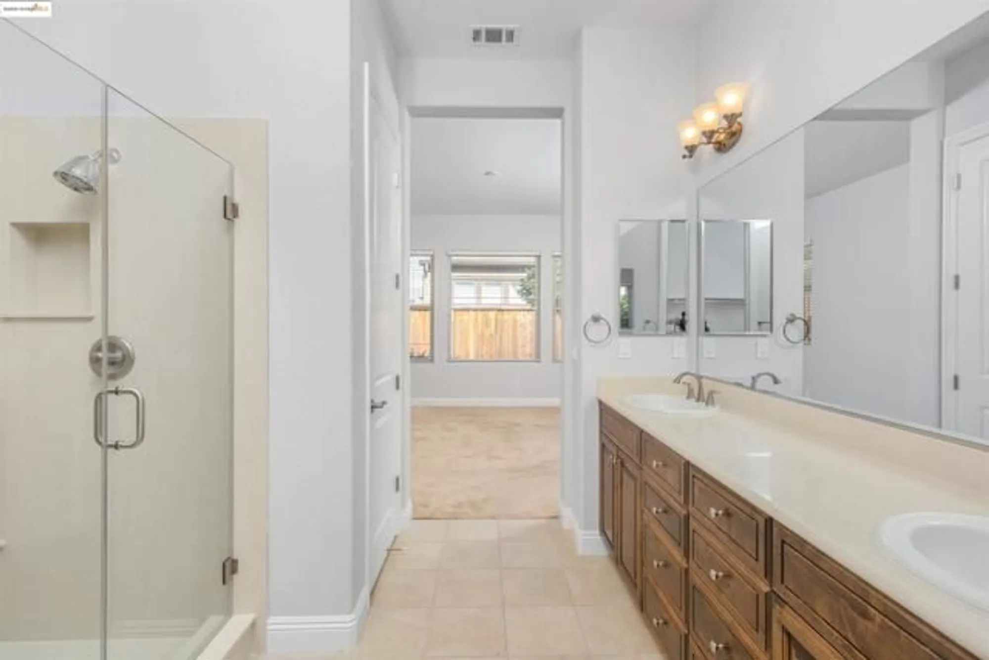 Property Slideshow image 17 of 29 | 1641 chianti ln, Brentwood, CA, 94513